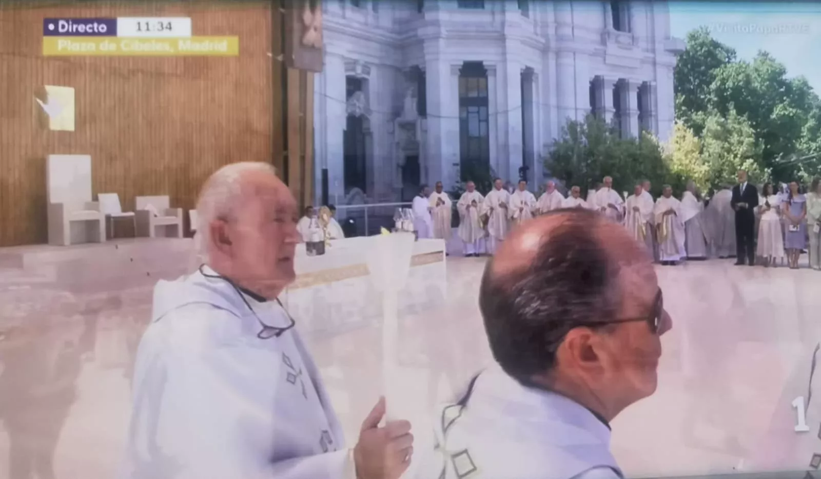 El obispo Pérez Pueyo en el viaje de León XIV