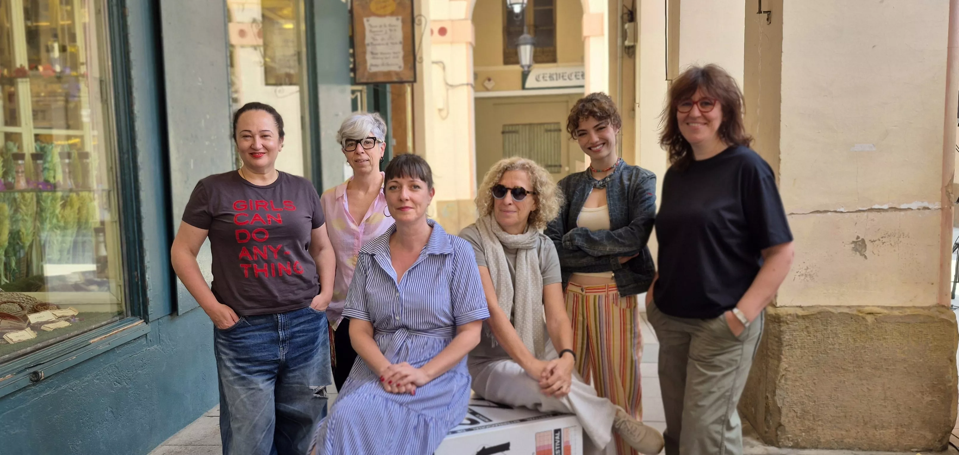 Ángeles Hernández, Raquel Fernández, Estela Rasal, Mane Cisneros, Gabriela Andrada y Chus Fenero. Foto Myriam Martínez