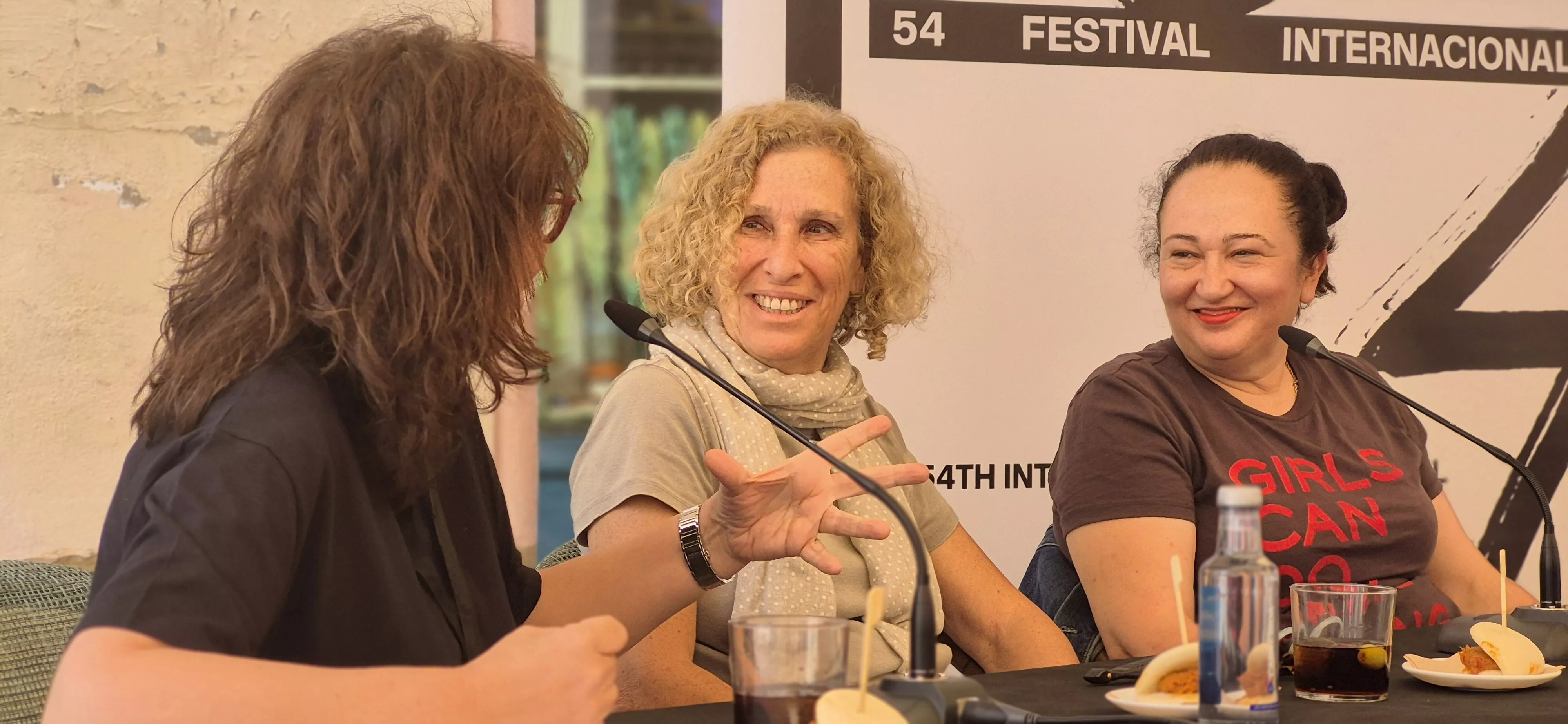Chus Fenero, Mane Cisneros y Ángeles Hernández. Foto Myriam Martínez 