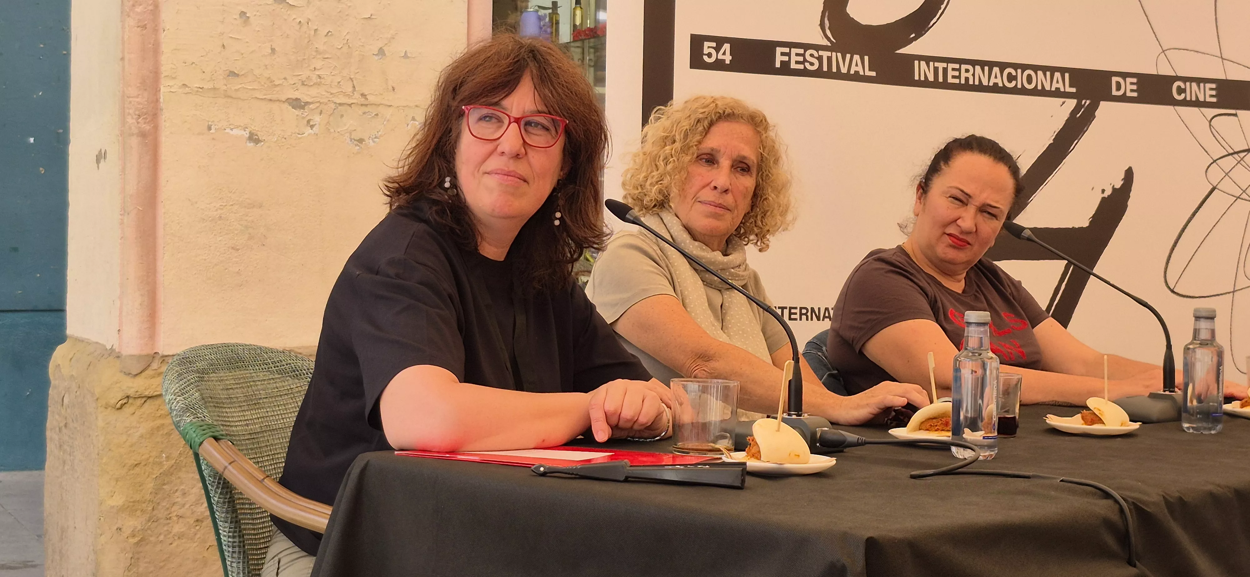 Chus Fenero, Mane Cisneros y Ángeles Hernández. Foto Myriam Martínez 