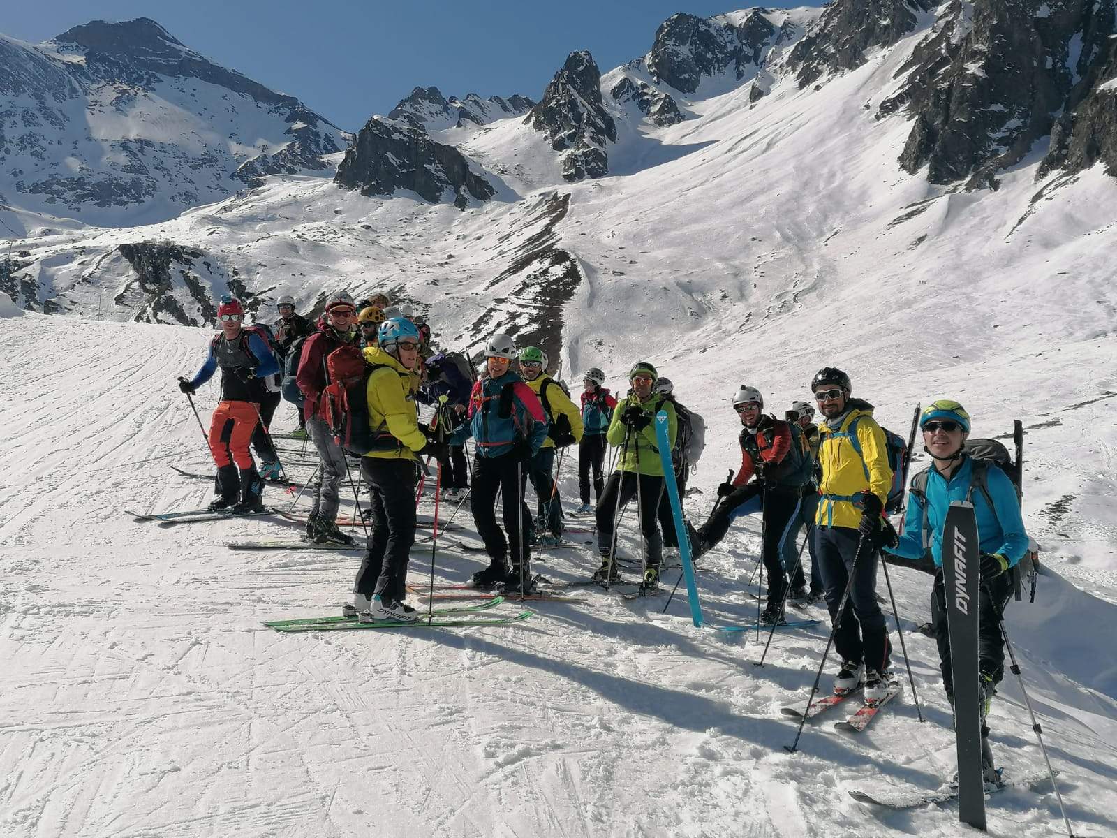 Una parada de reagrupamiento. Foto Peña Guara Una parada de reagrupamiento. Foto Peña Guara