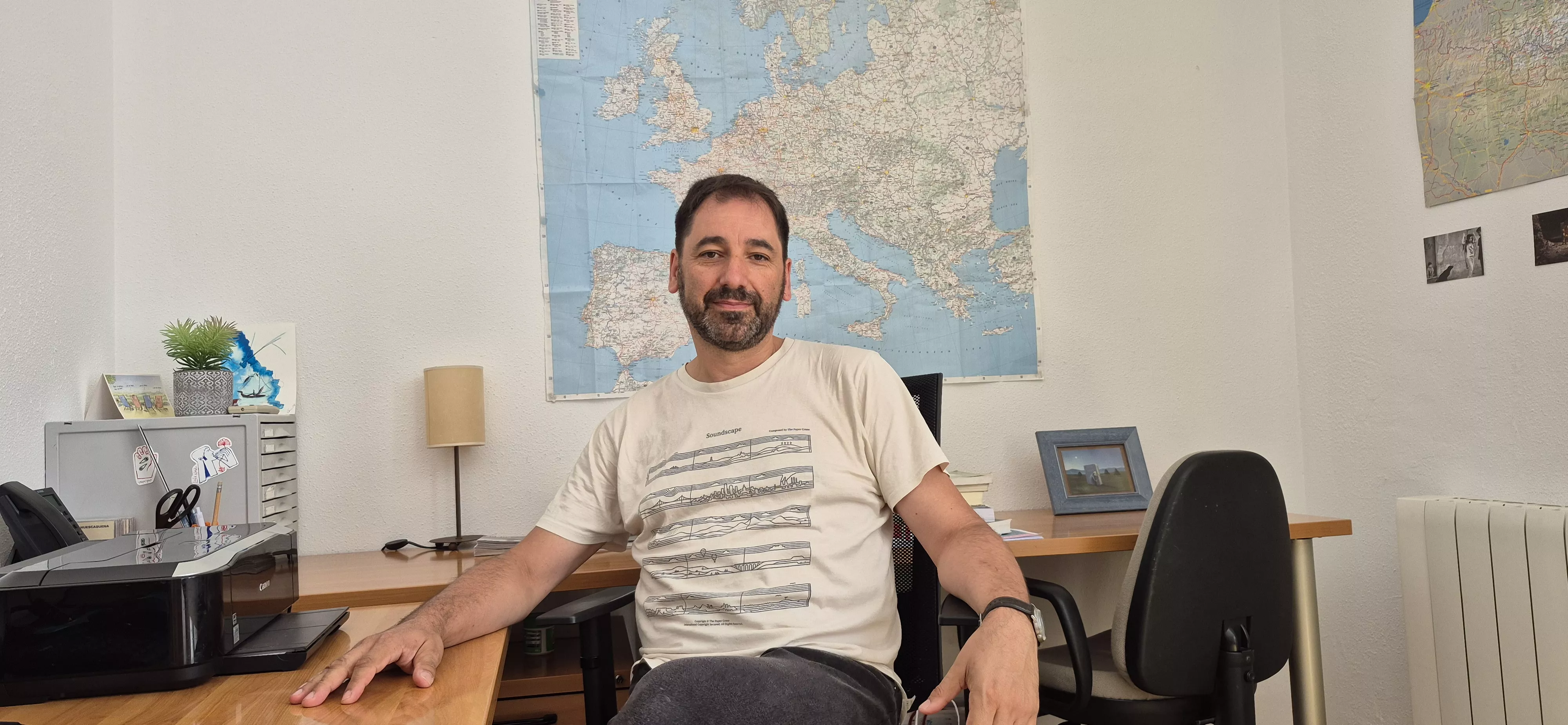 Roberto Ramos de León, técnico del Servicio de Información y Acompañamiento para el Fomento del Empleo Cultural del Ayuntamiento de Huesca. Foto Myriam Martínez
