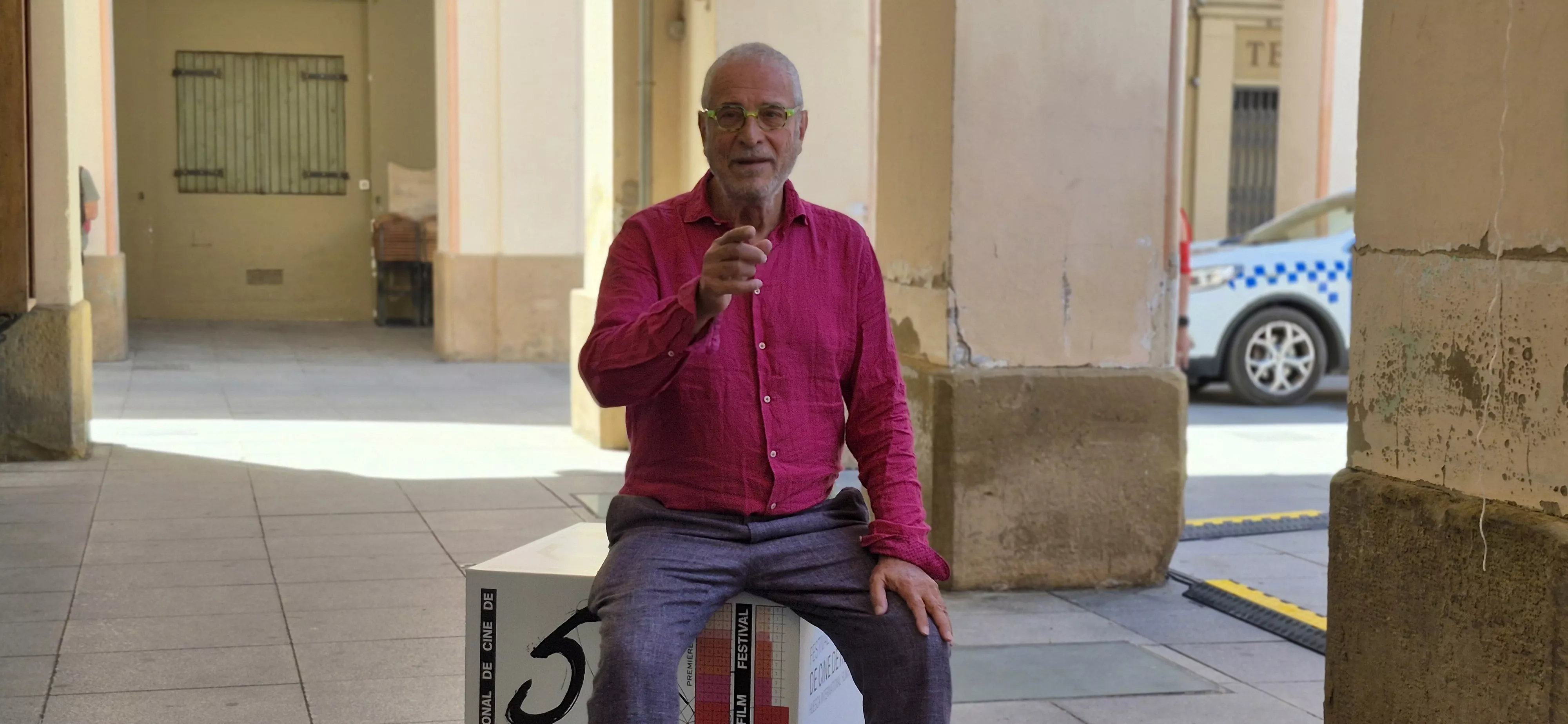 Vermú con Lluis Miñarro en el Festival de Cine de Huesca. Foto Myriam Martínez