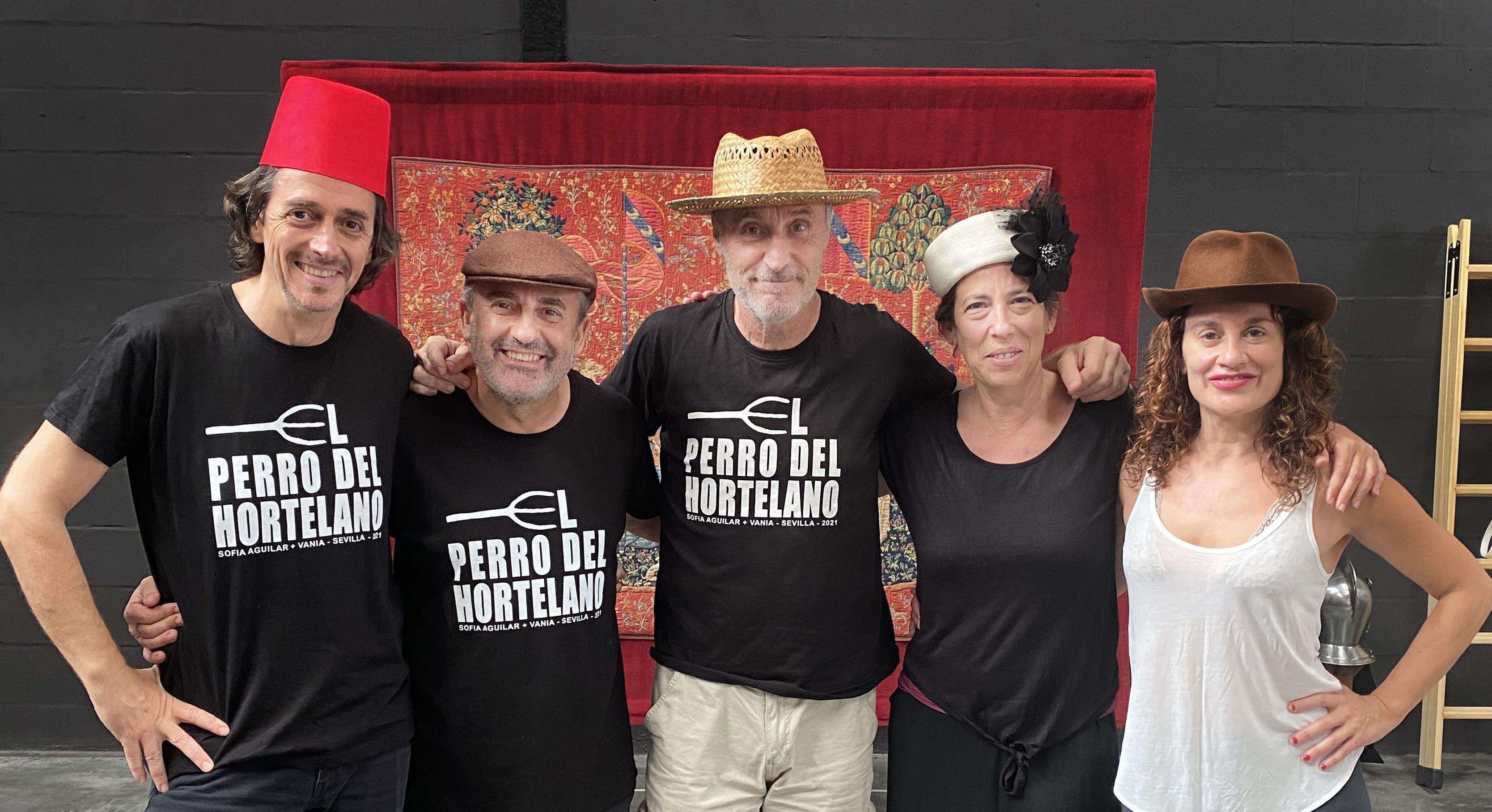 Compañía dirigida por Paco Mir en El Perro del Hortelano