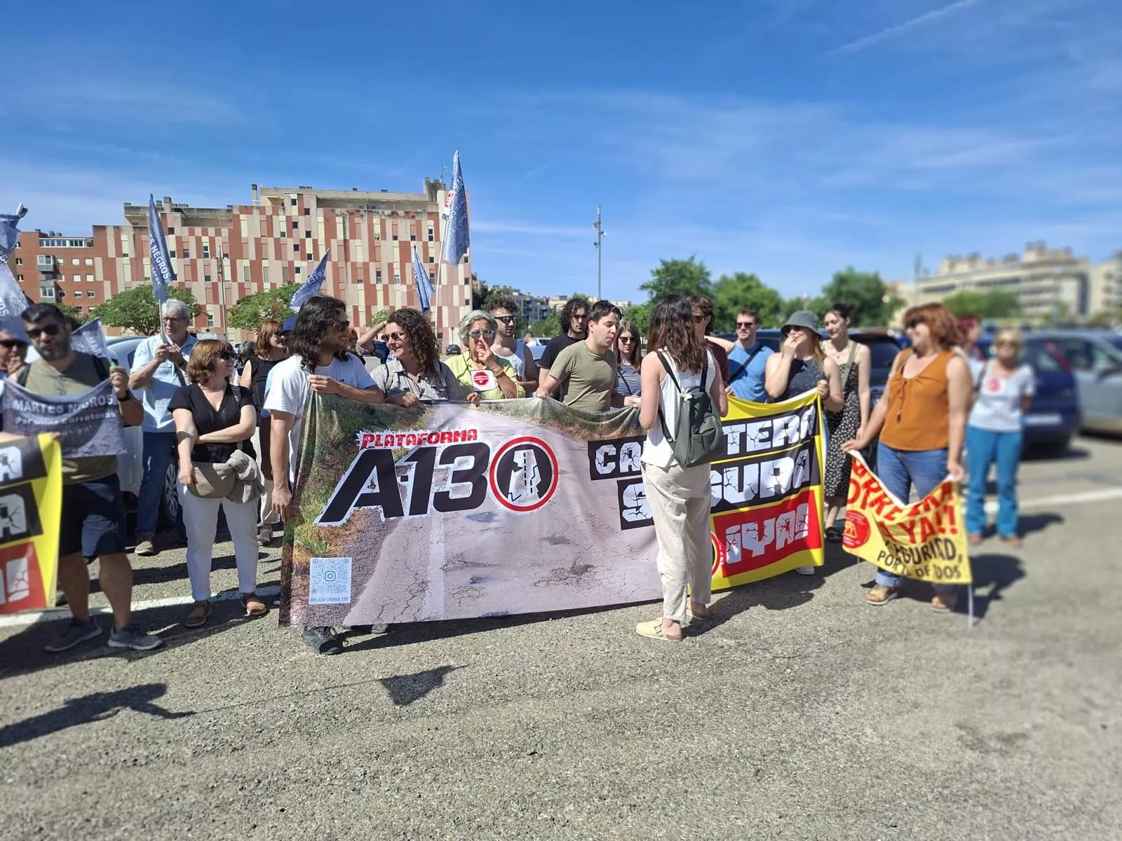 Sábado Negro por unas carreteras dignas en Huesca