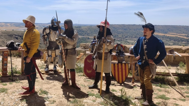 Recreación histórica en el Castillo de Montearagón. Foto María José Sampietro Brosed Recreación histórica en el Castillo de Montearagón. Foto María José Sampietro Brosed