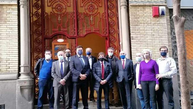 Visita de la directiva del Huesca a la peña hace tres años. Visita de la directiva del Huesca a la peña hace tres años.