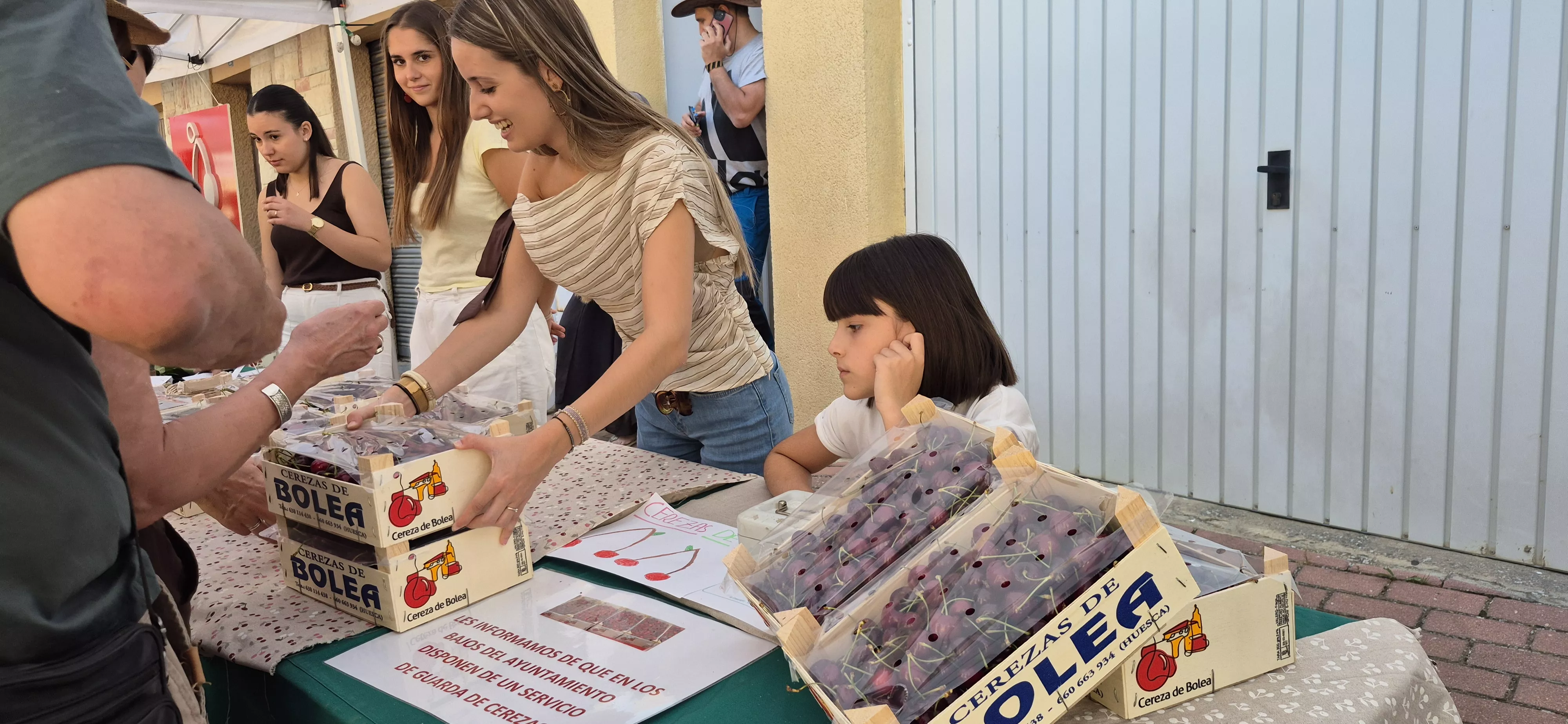 Feria de la Cereza de Bolea. Foto Myriam Martínez