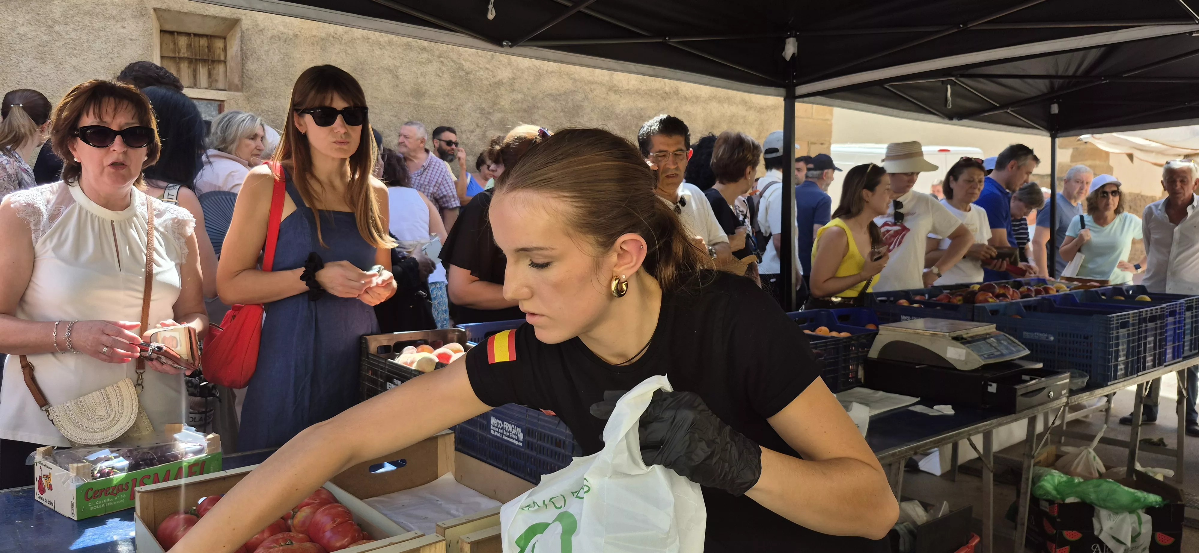 Feria de la Cereza de Bolea. Foto Myriam Martínez