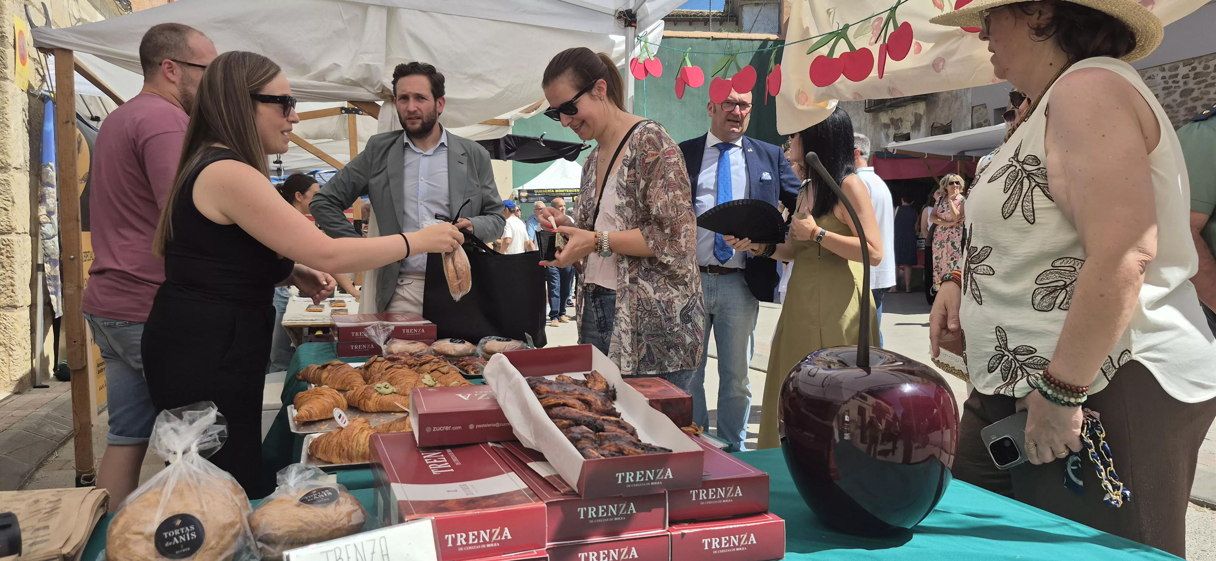 Feria de la Cereza de Bolea. Foto Myriam Martínez