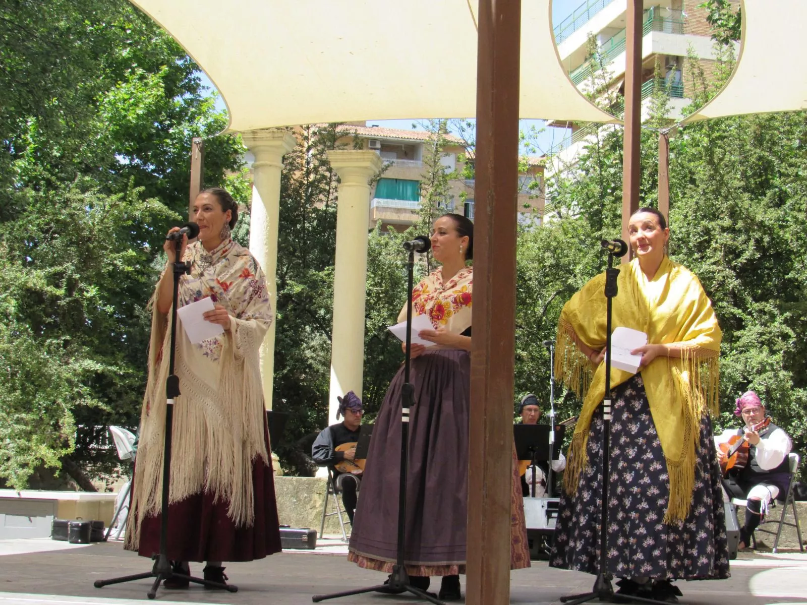 Grupo San Lorenzo en el Ciclo de Folklore Aragonés 2026.
