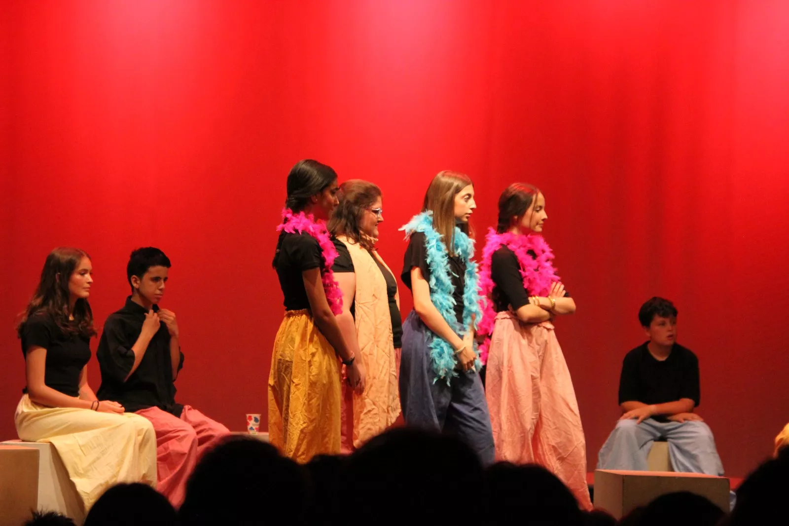 El grupo Croma en la Muestra de Teatro y Danza Joven. Foto Carlos Neofato