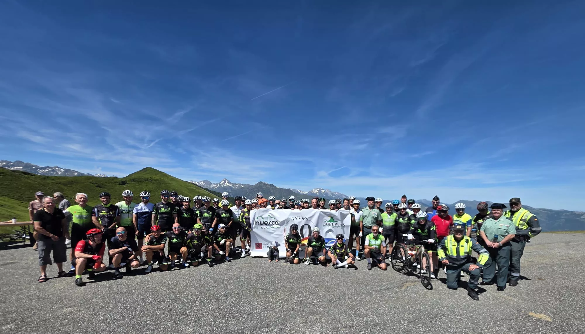 Hermanamiento del Club Ciclista Oscense y el de Tarbes en Hautacam