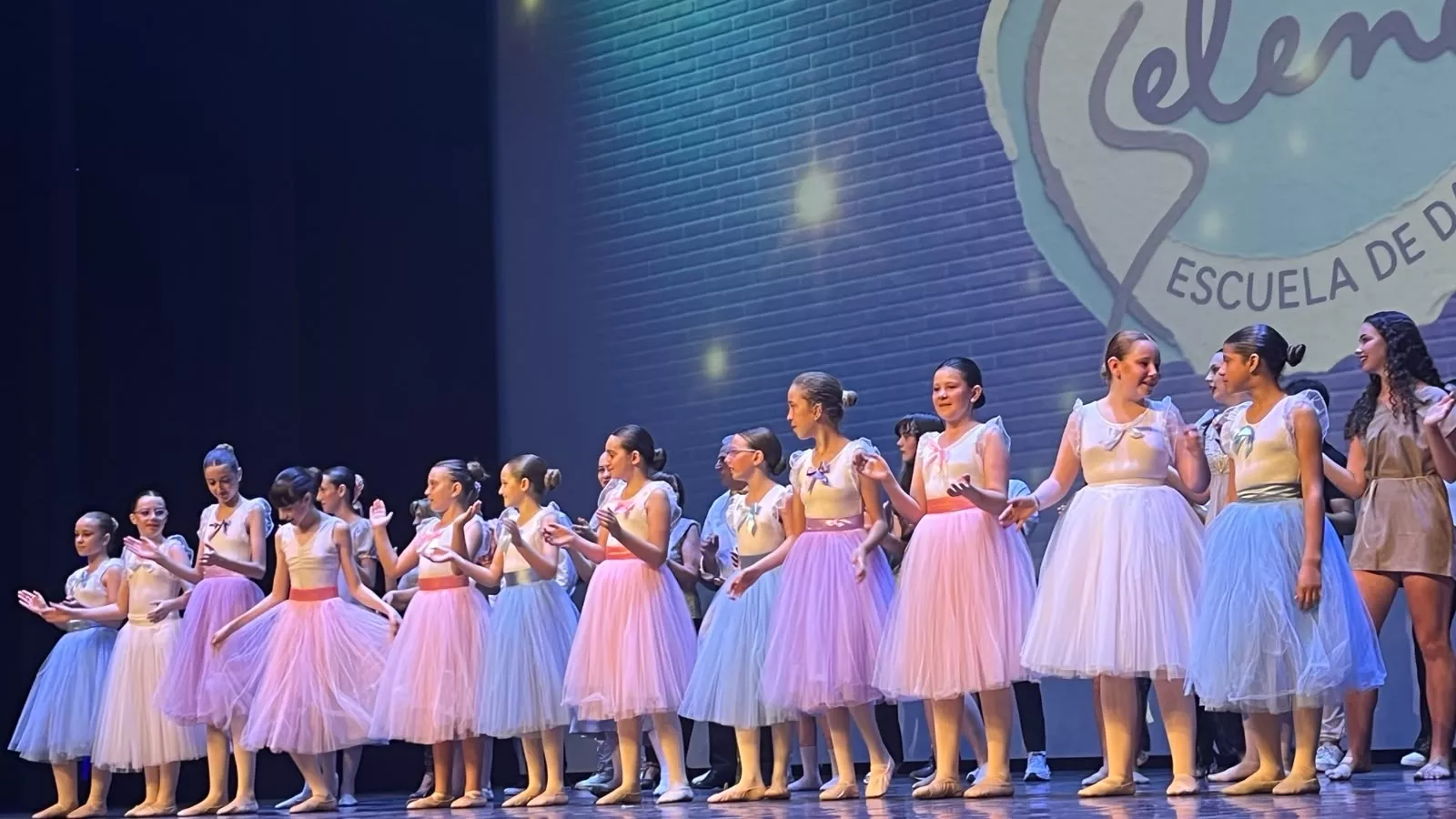 Primera sesión del fin de curso de Elenco. Foto Mercedes Manterola