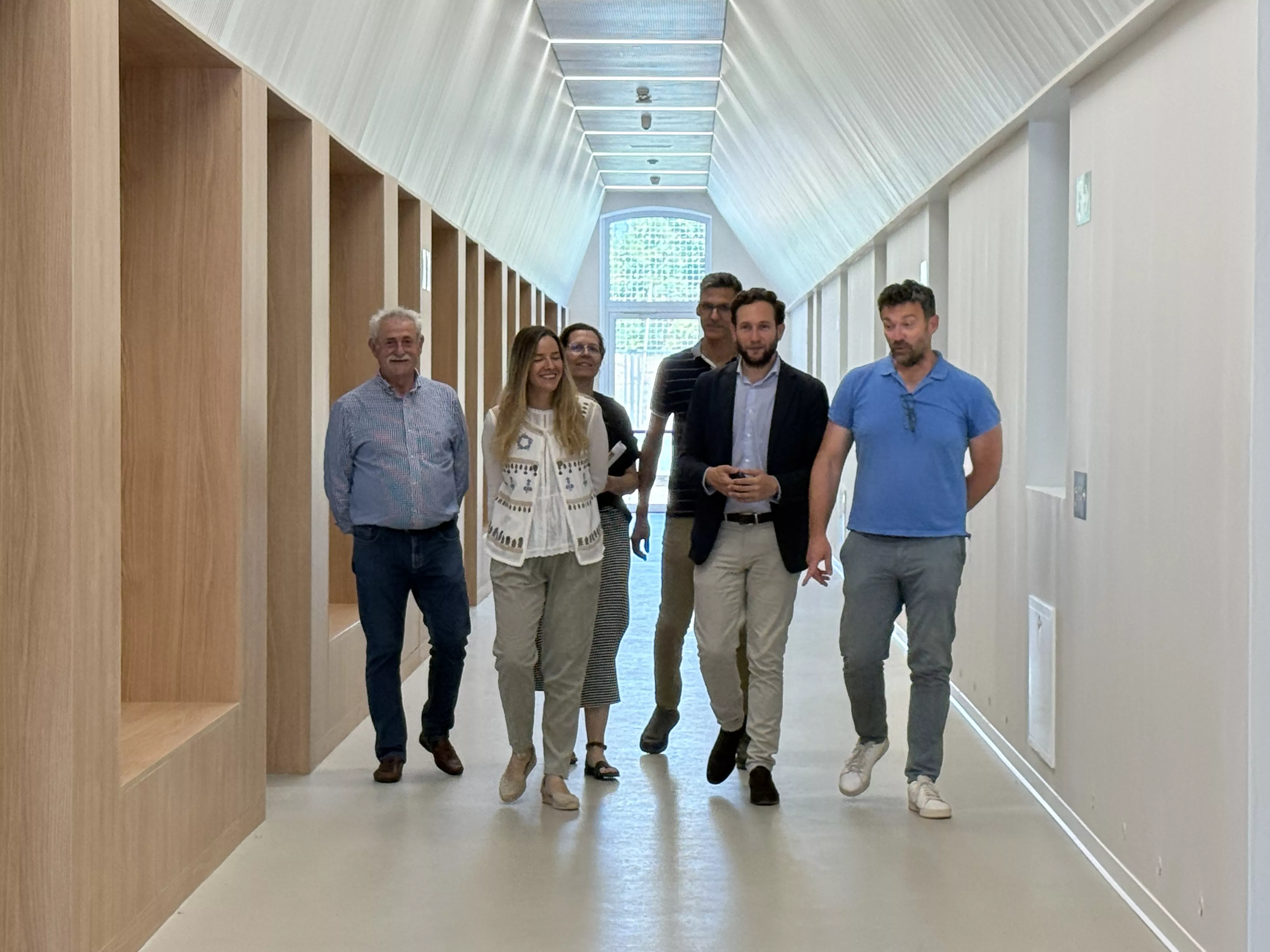 Visita al edificio que acogerá el grado completo de Medicina el próximo curso.