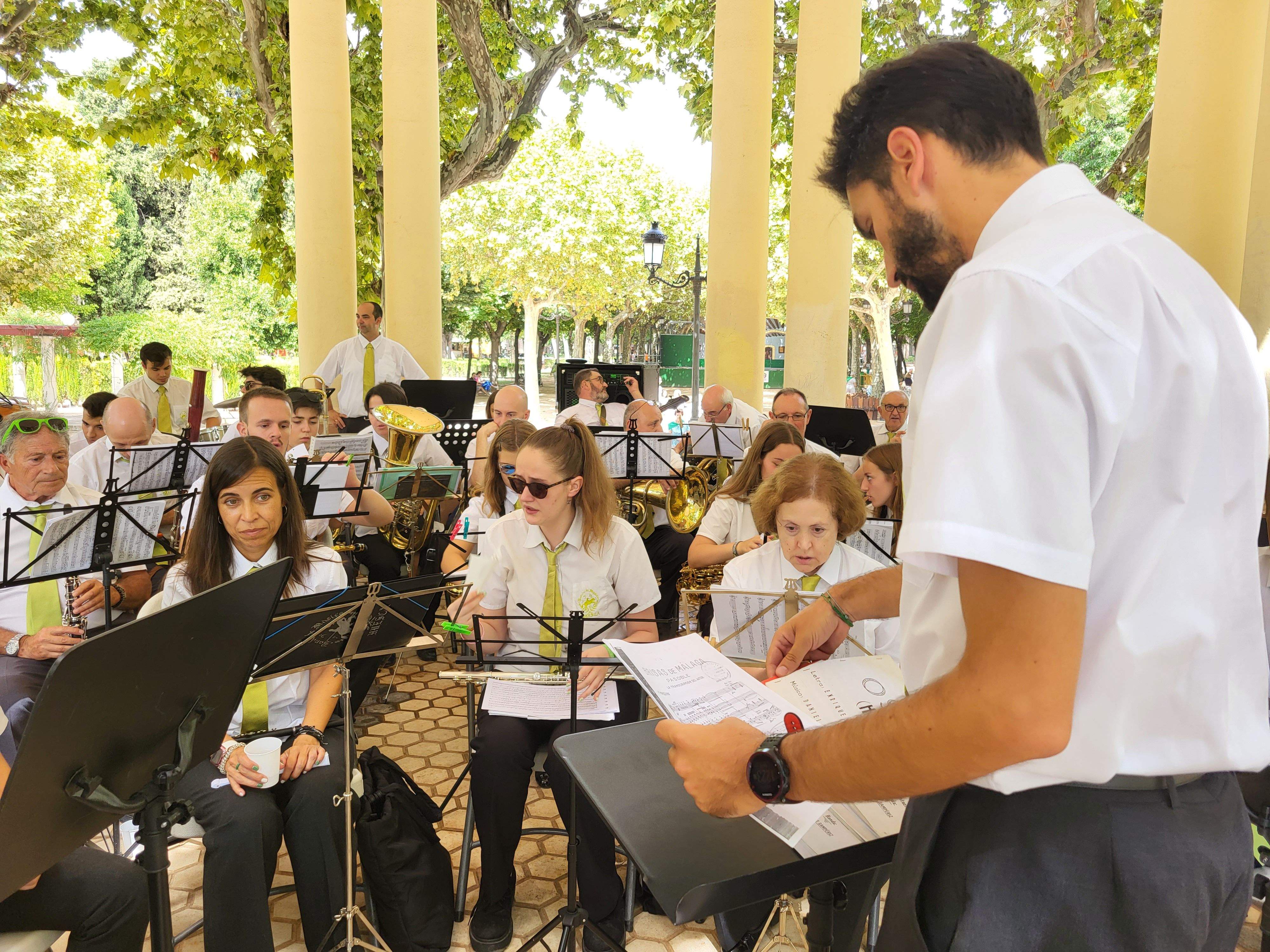 Actuación de la Banda de Música de Huesca. Foto Myriam Martínez (6)