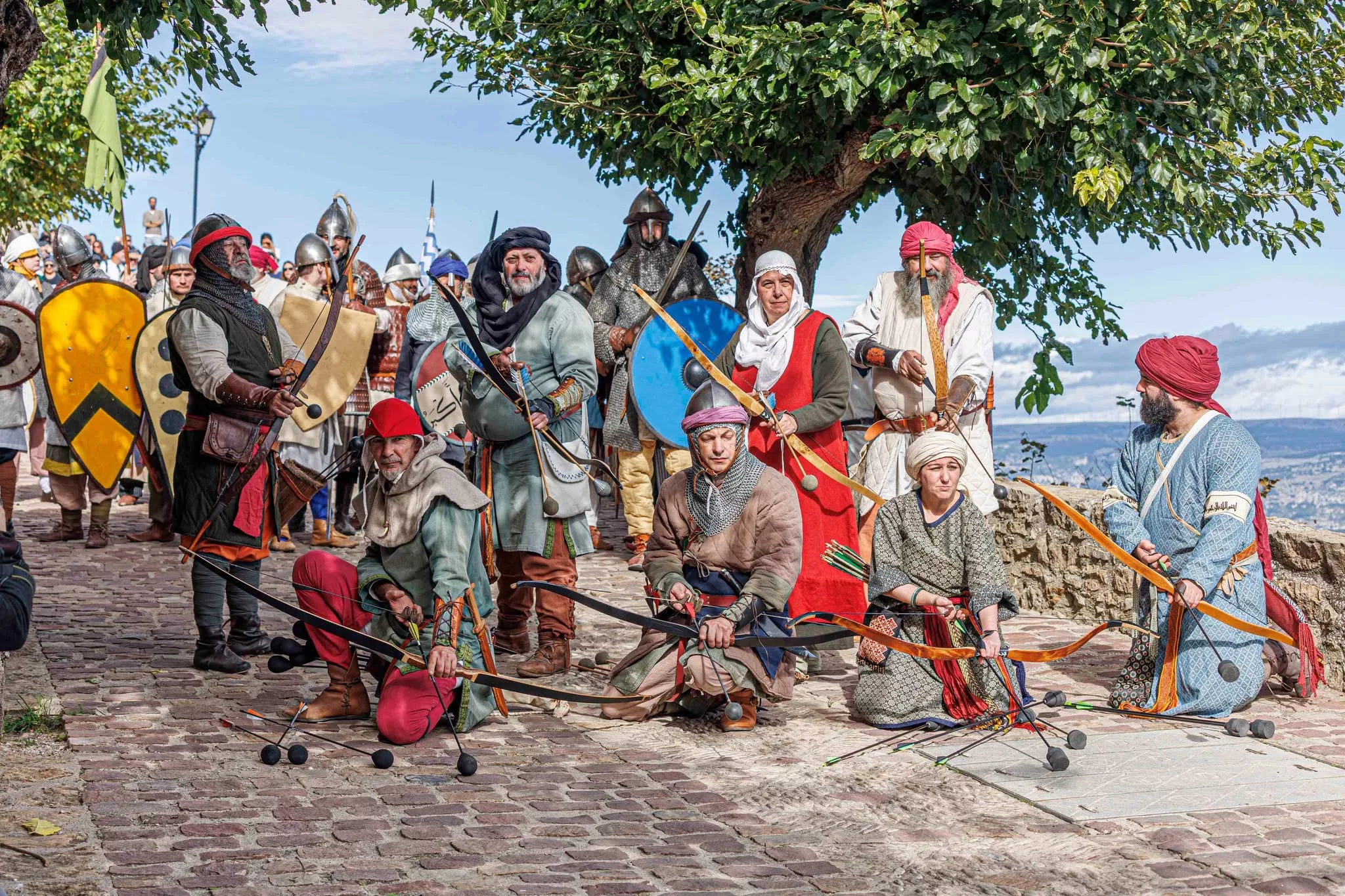 La Compañía de Arqueros Medievales de Aragón organiza con el Ayuntamiento la recreación histórica del Vidal Mayor.