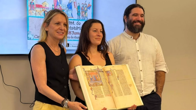 La recreación ha sido presentada por la concejala de Fiestas junto con representantes de la Compañía de Arqueros. La recreación ha sido presentada por la concejala de Fiestas junto con representantes de la Compañía de Arqueros.
