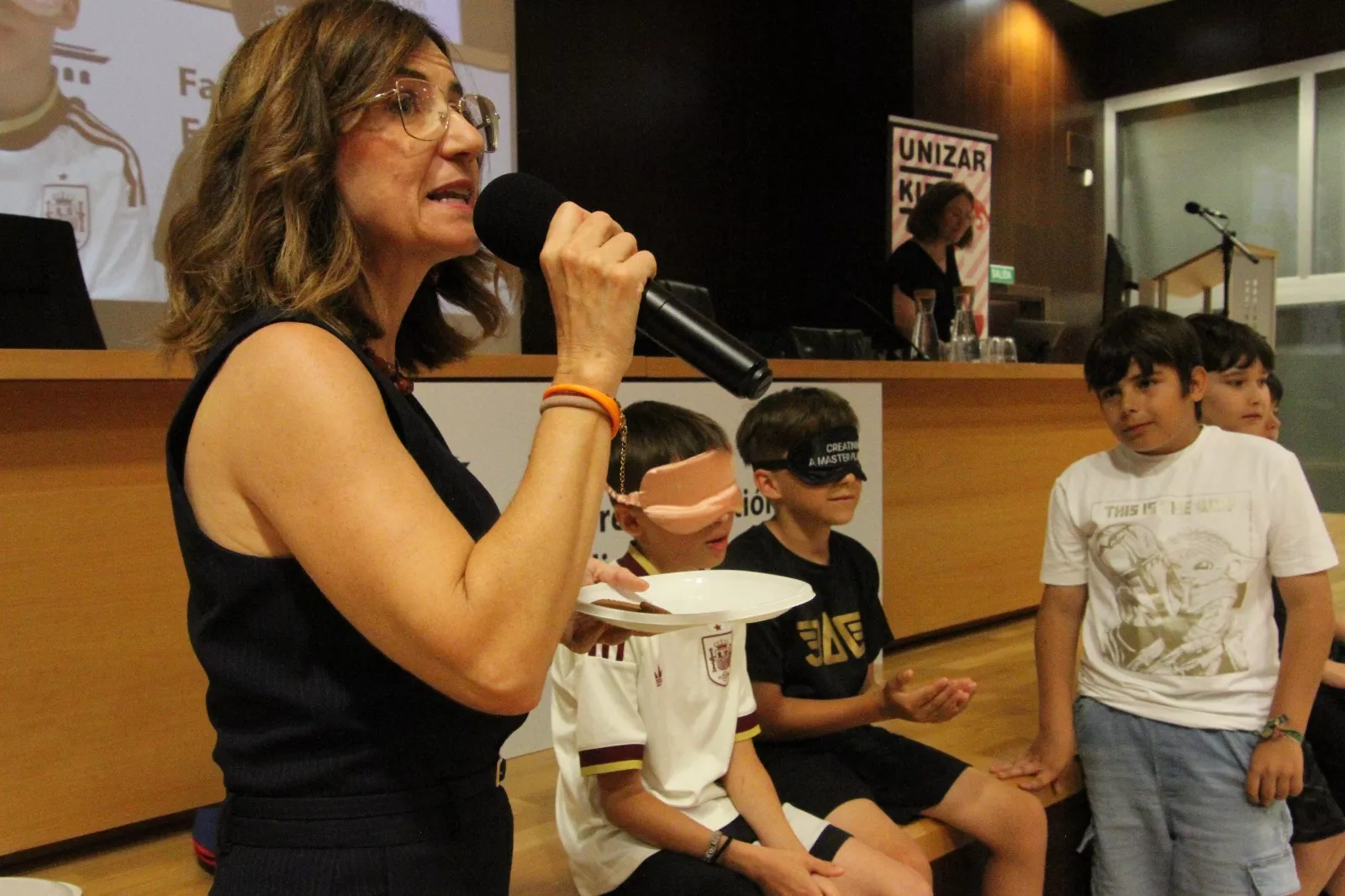 Sara Remón en Unizar Kids: Cómo será la vida en 2075 en el Campus de Huesca. Foto Carlos Neofato