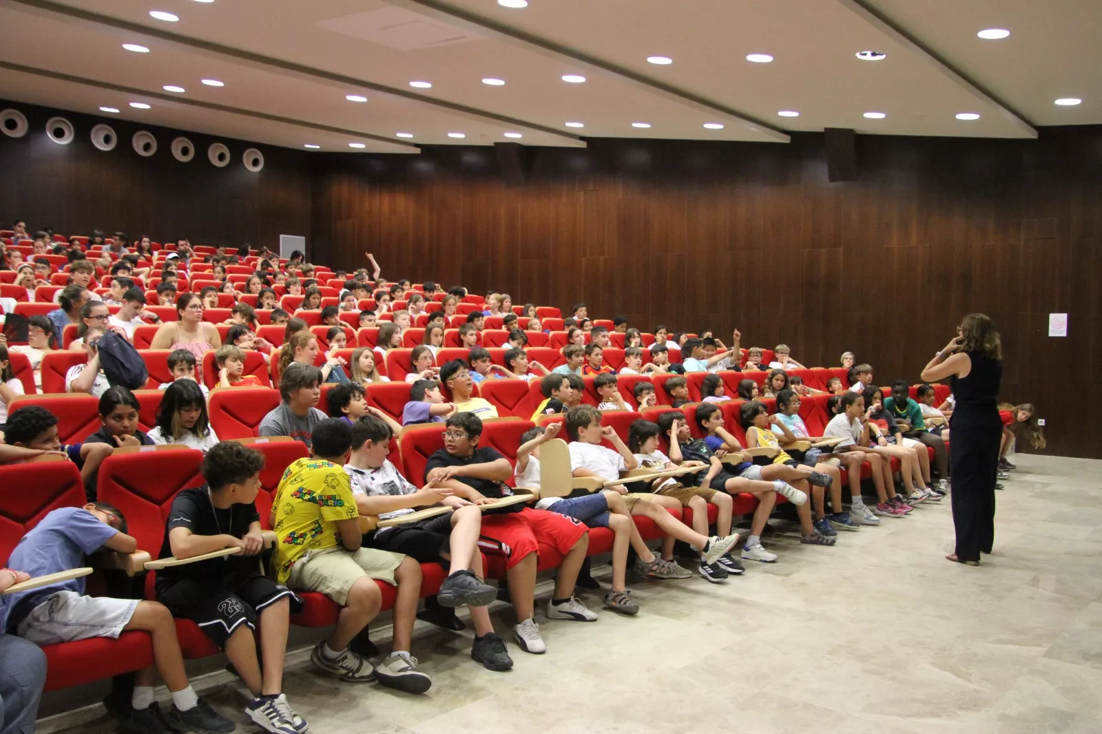 Unizar Kids: Cómo será la vida en 2075 en el Campus de Huesca. Foto Carlos Neofato