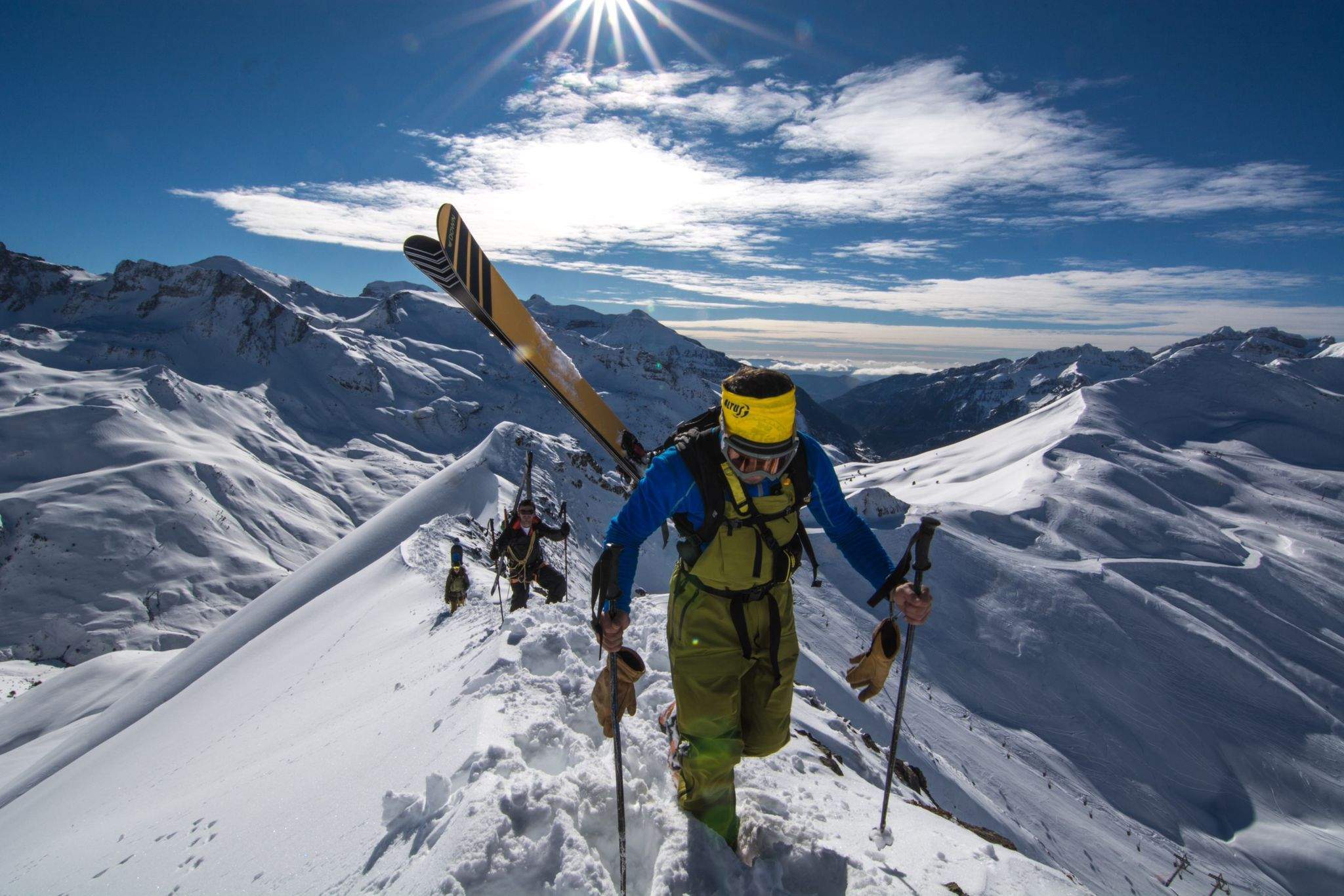 Encuentro de Clubs de Aragón de Esquí de Montaña en Villanúa