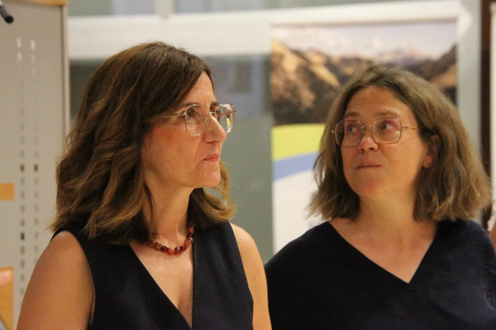 Sara Remón y Teresa Sanclemente. Unizar Kids: Cómo será la vida en 2075 en el Campus de Huesca. Foto Carlos Neofato