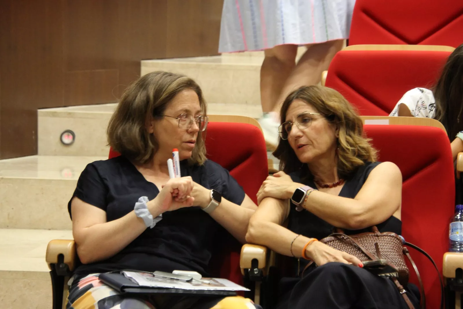 Teresa Sanclamente y Sara Remón. Unizar Kids: Cómo será la vida en 2075 en el Campus de Huesca. Foto Carlos Neofato