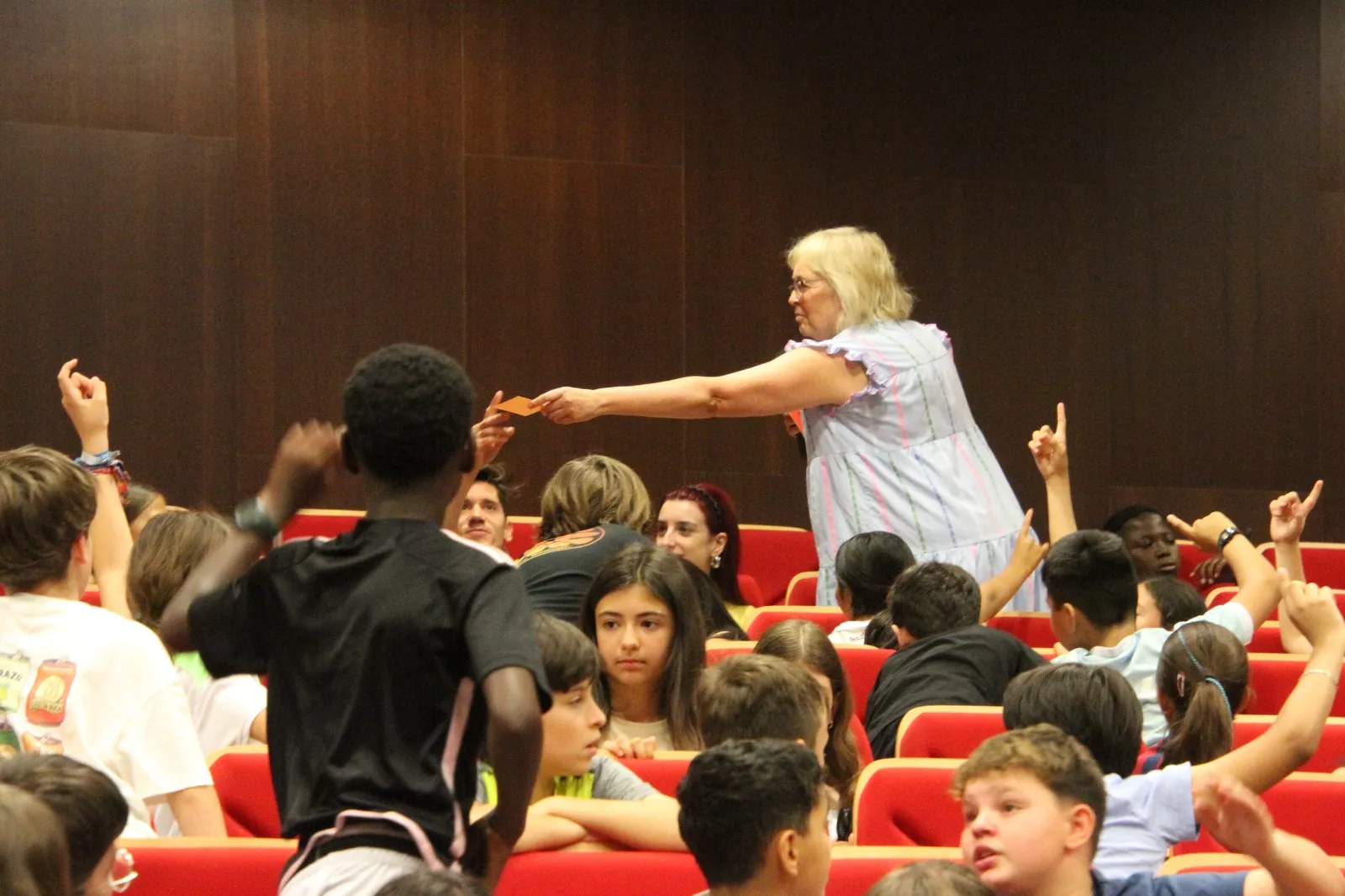 Pilar Santolaria en Unizar Kids: Cómo será la vida en 2075 en el Campus de Huesca. Foto Carlos Neofato