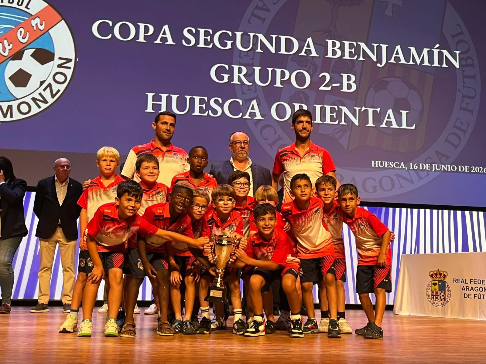 Entrega de trofeos de la Real Federación Aragonesa de Fútbol en Huesca