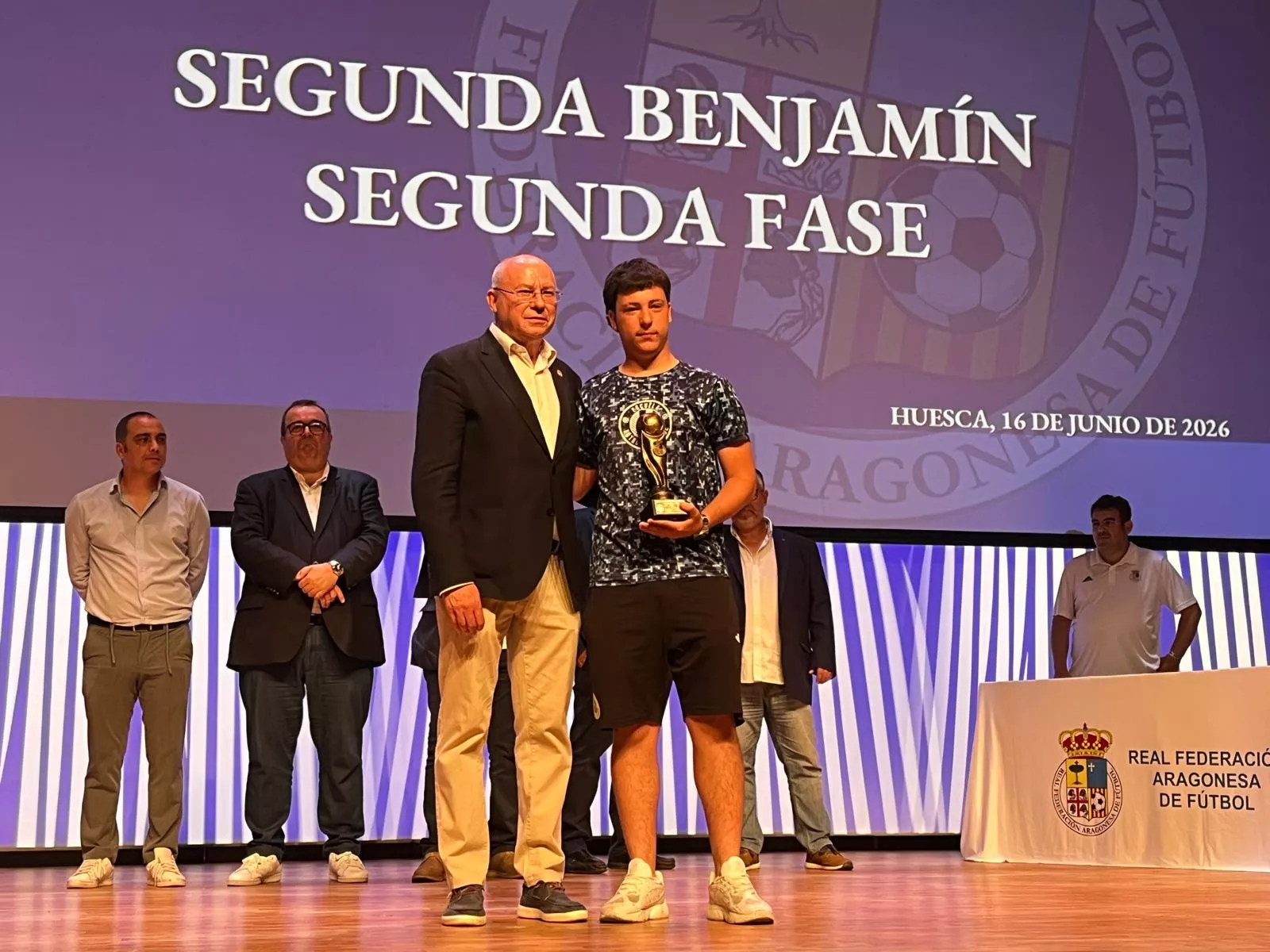 Entrega de trofeos de la Real Federación Aragonesa de Fútbol en Huesca