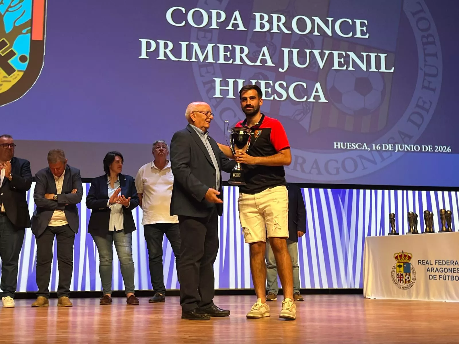 Entrega de trofeos de la Real Federación Aragonesa de Fútbol en Huesca
