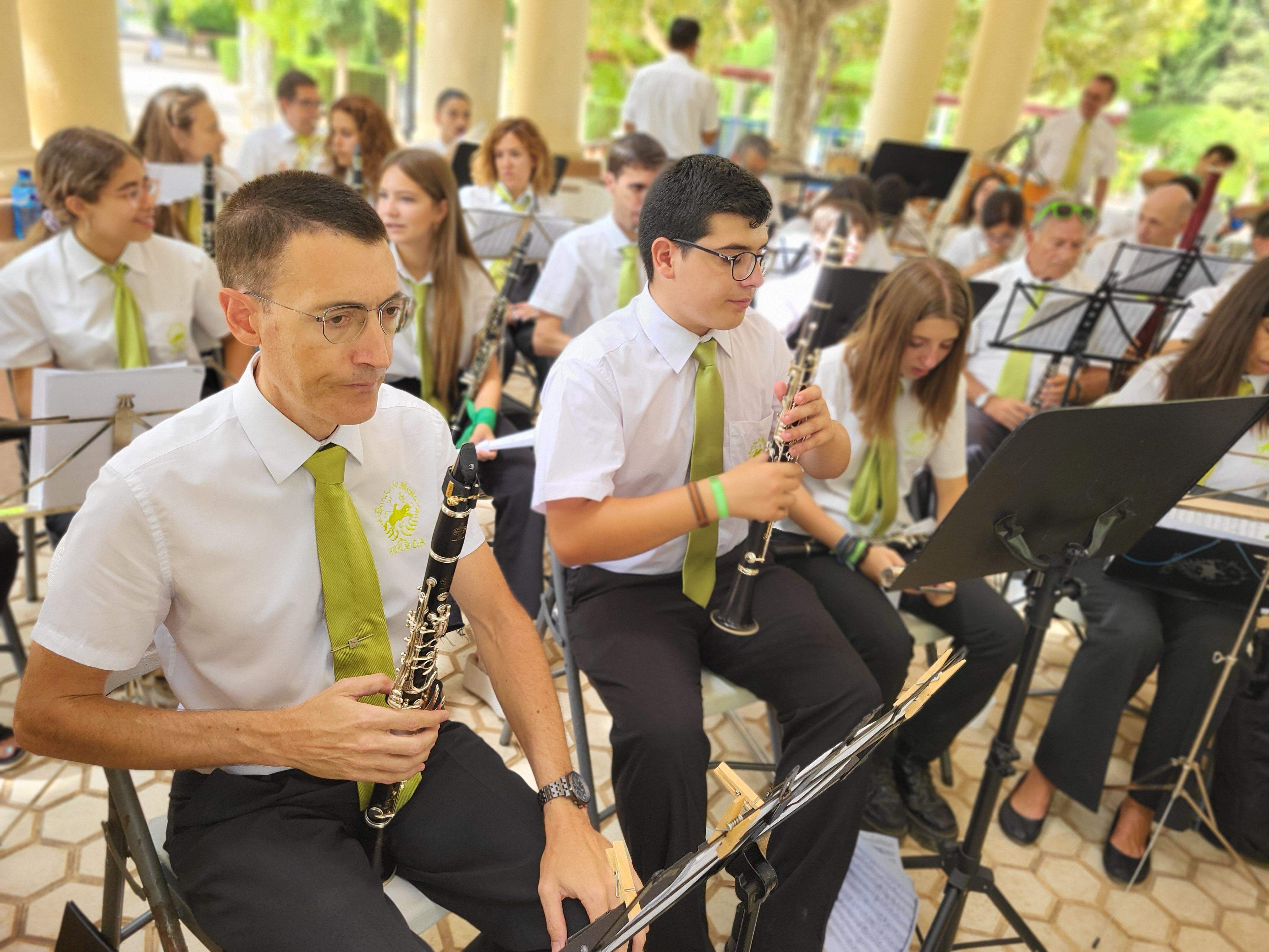 Actuación de la Banda de Música de Huesca. Foto Myriam Martínez (9)