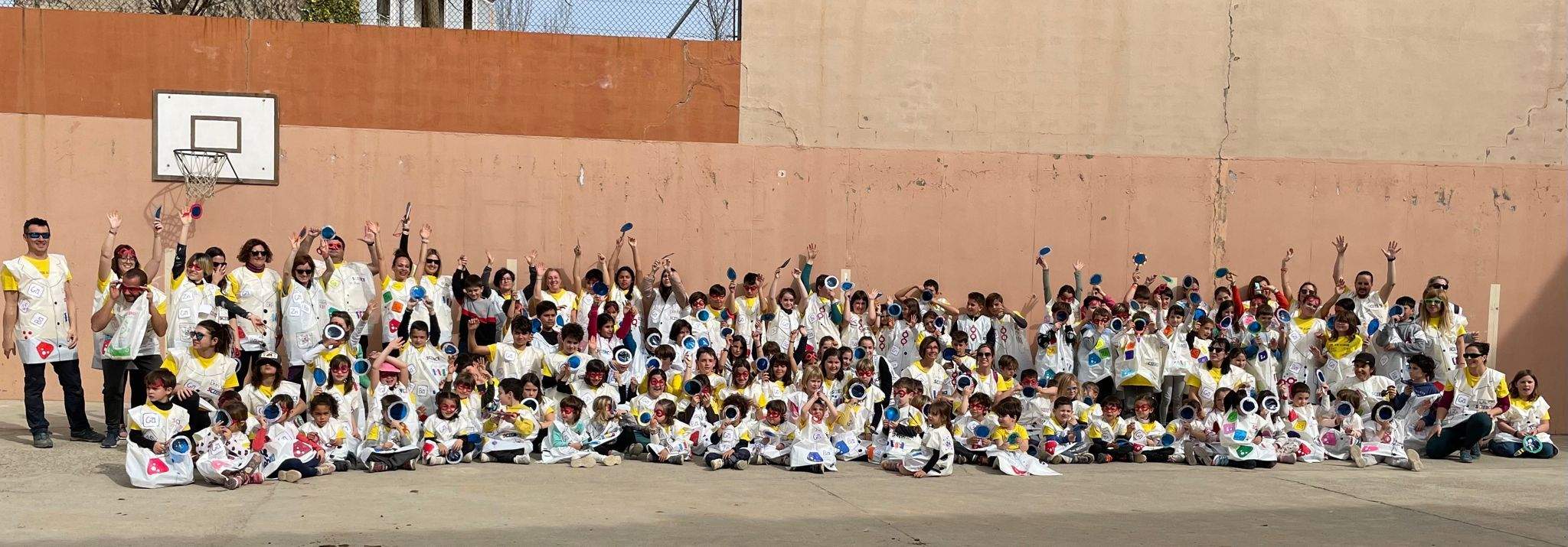 Imágenes de las actividades realizadas por el CRA Vero-Alcanadre en beneficio de Debra piel de mariposa