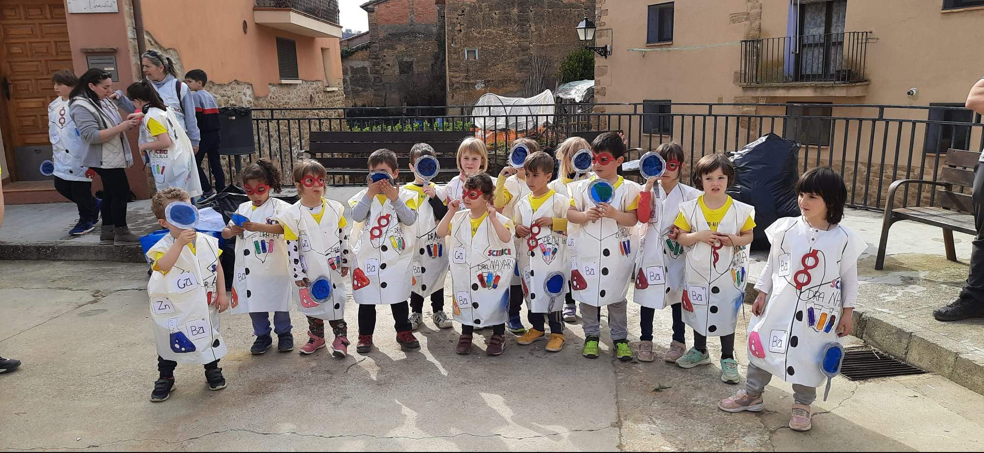 Imágenes de las actividades realizadas por el CRA Vero-Alcanadre en beneficio de Debra piel de mariposa