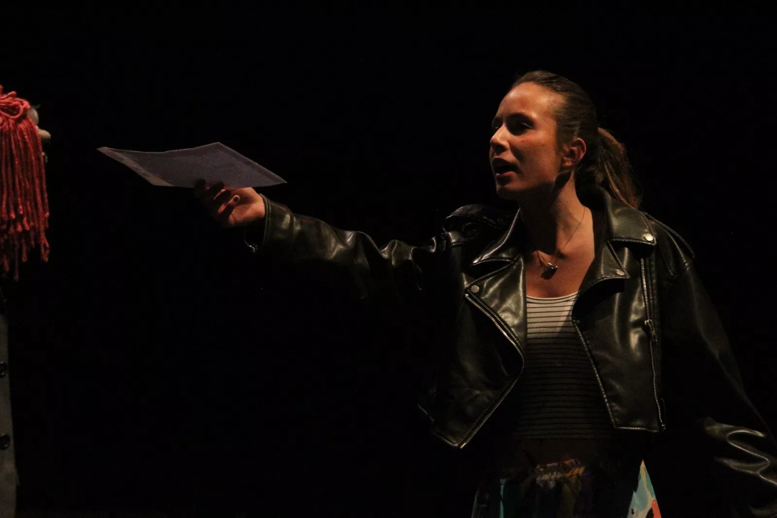 Grupo "En obras" en la Muestra de Teatro Joven con la obra "Casa". Foto Carlos Neofato