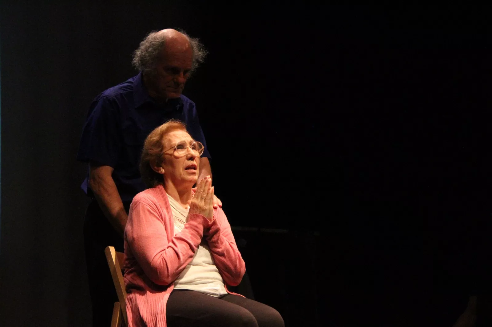 Grupo "En obras" en la Muestra de Teatro Joven con la obra "Casa". Foto Carlos Neofato