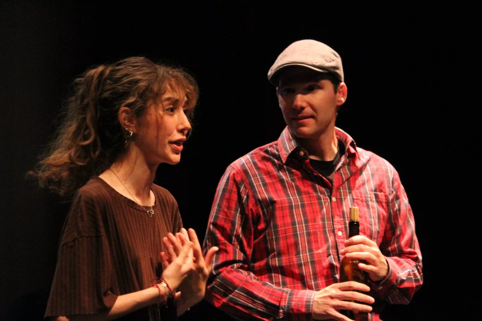 Grupo "En obras" en la Muestra de Teatro Joven con la obra "Casa". Foto Carlos Neofato