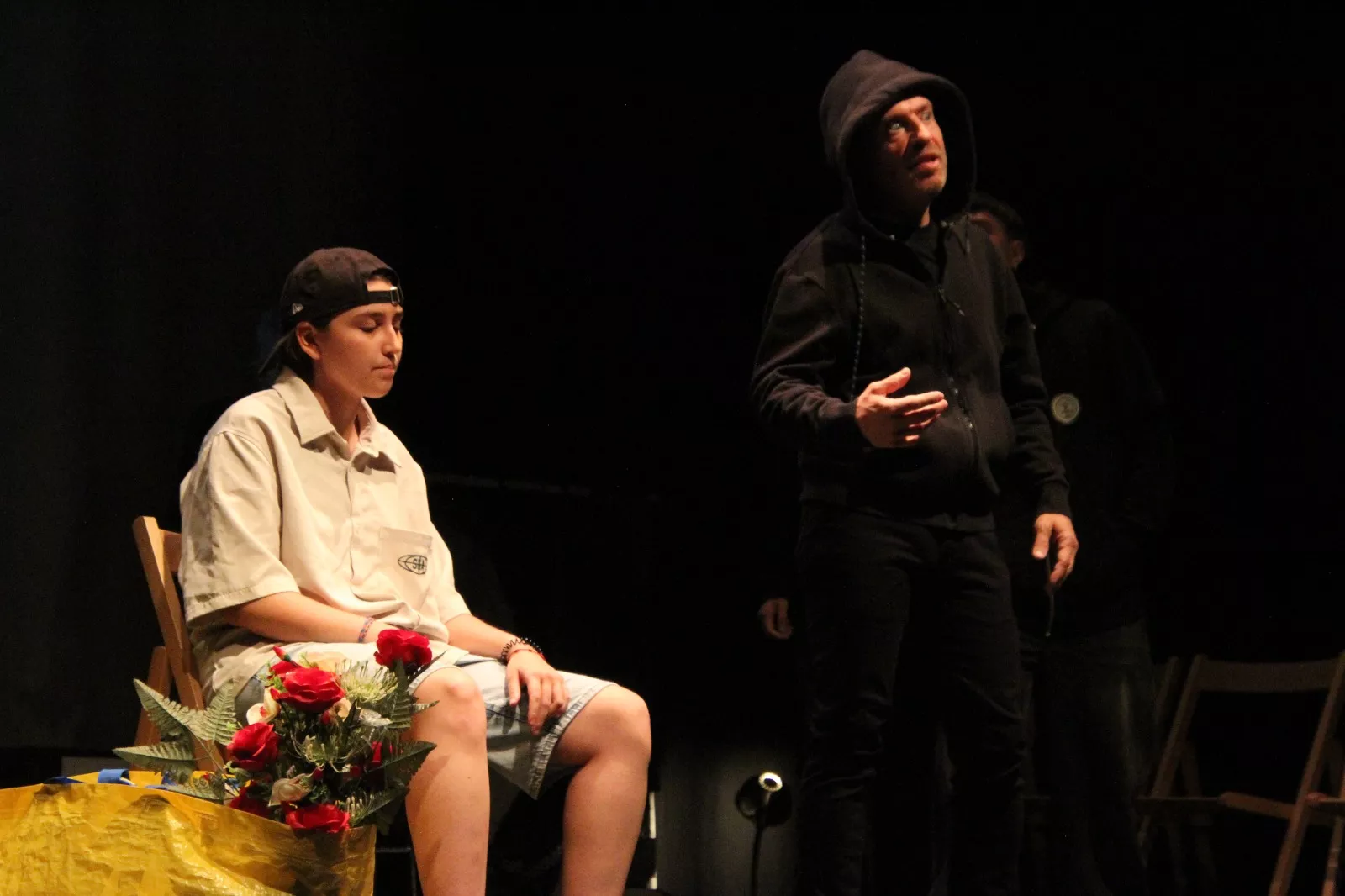 Grupo "En obras" en la Muestra de Teatro Joven con la obra "Casa". Foto Carlos Neofato