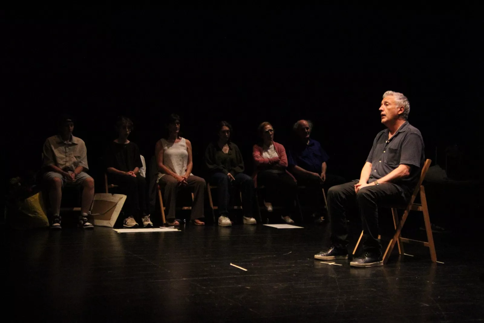 Grupo "En obras" en la Muestra de Teatro Joven con la obra "Casa". Foto Carlos Neofato