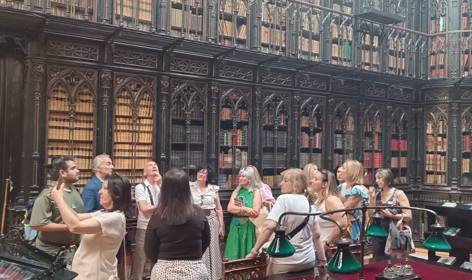 El encuentro de bibliotecas de Los Monegros lleva a sus profesionales hasta la Biblioteca del Senado.