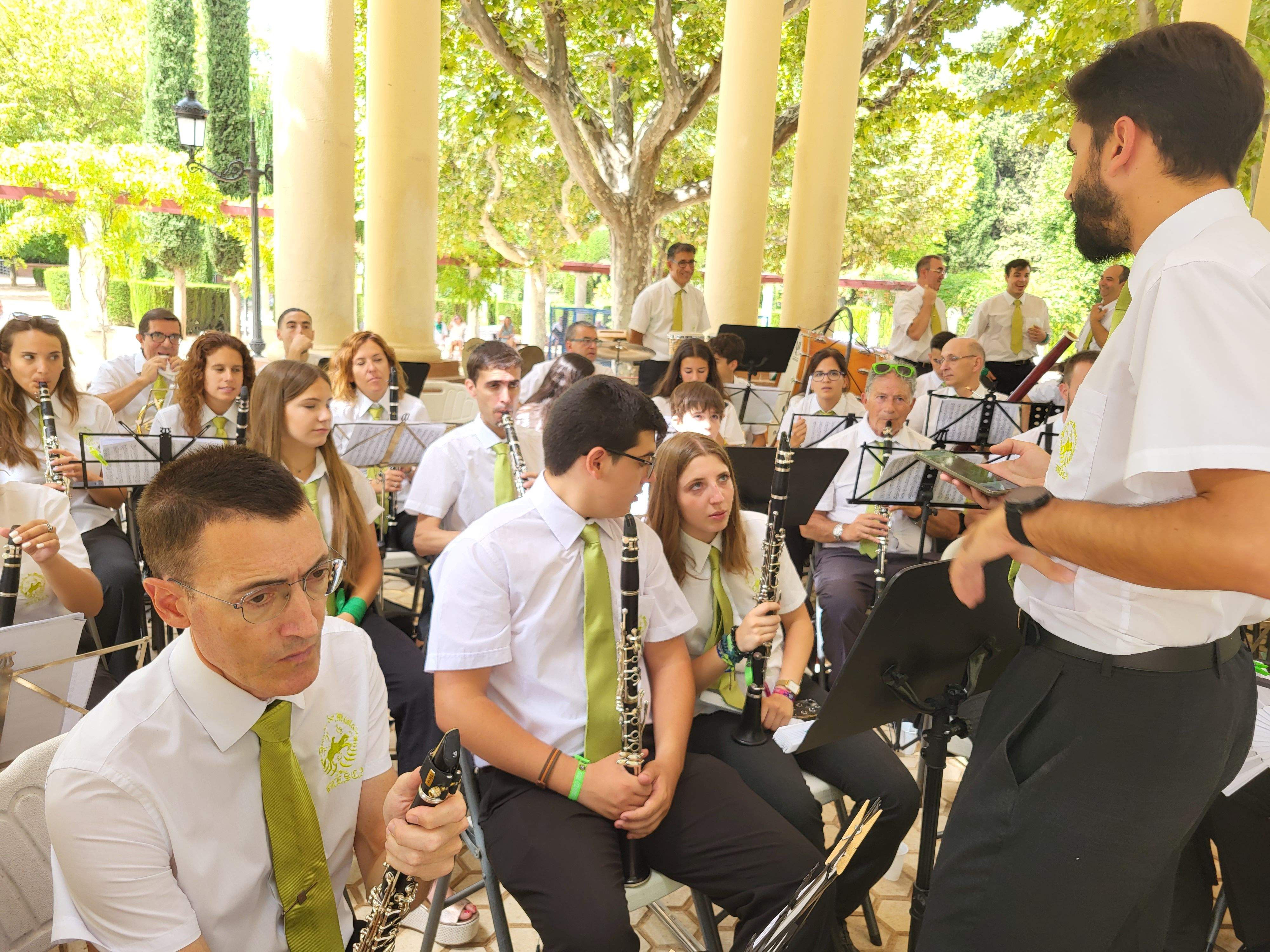 Actuación de la Banda de Música de Huesca. Foto Myriam Martínez (12)