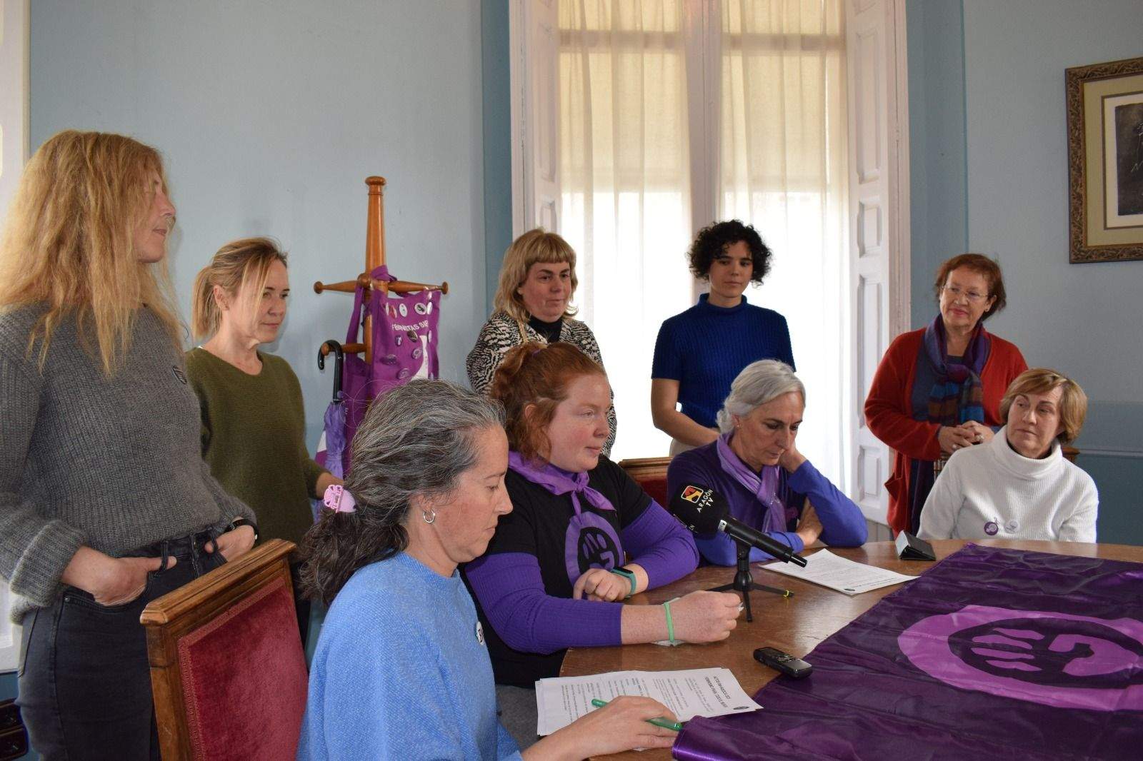Presentación de los actos organizados en Huesca con motivo del Día Internacional de la Mujer. "El feminismo no es solo cosa de mujeres y no solo nos beneficia a nosotras"