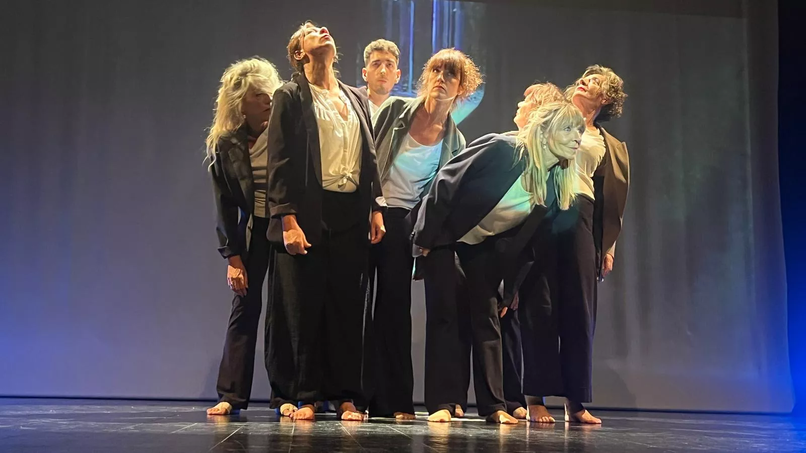 Representación de 'Tiempo ajeno' del El Taller Municipal de Danza Contemporánea. Foto Mercedes Manterola