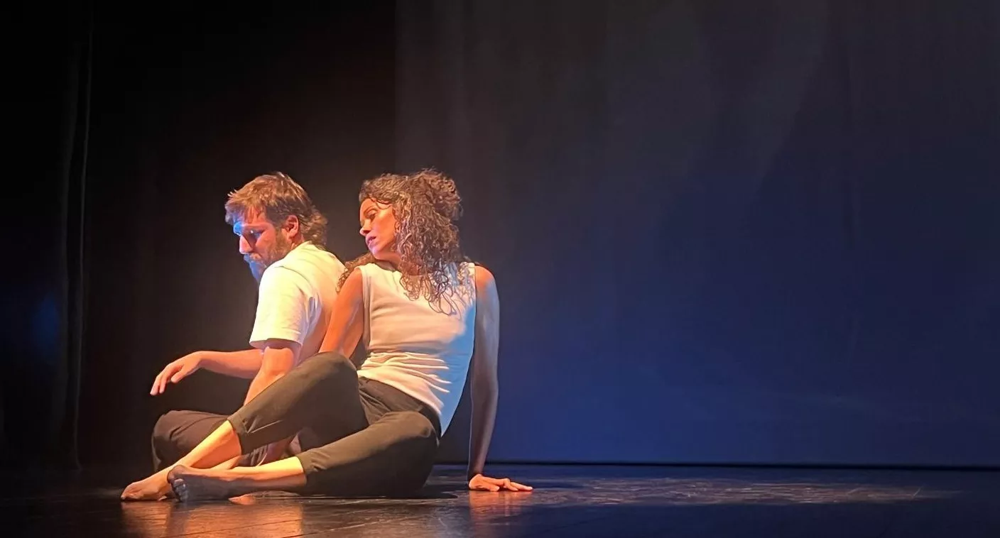 Representación de 'Tiempo ajeno' del El Taller Municipal de Danza Contemporánea. Foto Mercedes Manterola