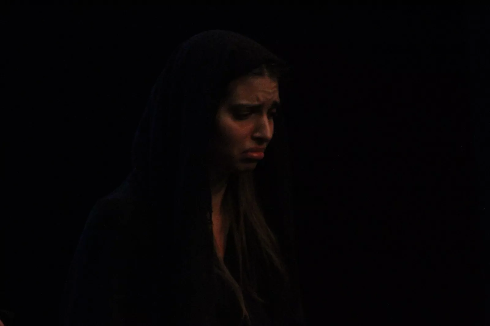 Representación de 'La casa de Bernarda Alba' por Alcorque Teatro en la Muestra Joven. Foto Carlos Neofato