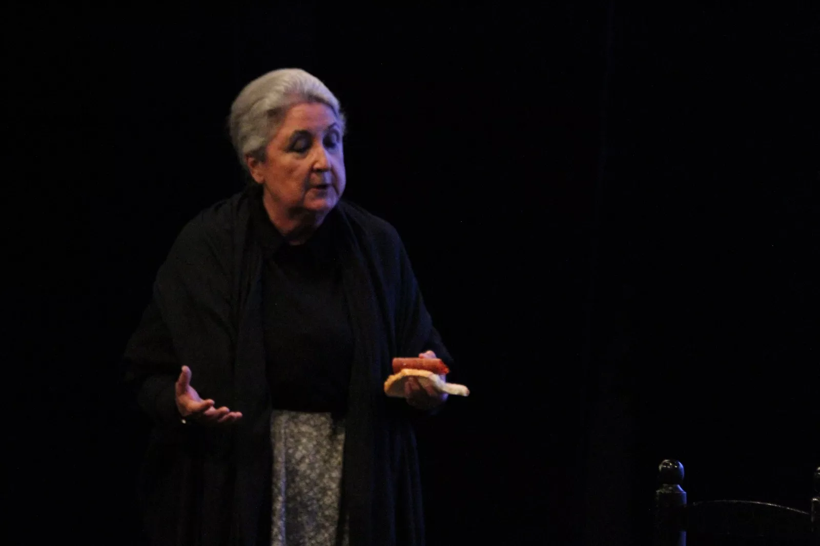 Representación de 'La casa de Bernarda Alba' por Alcorque Teatro en la Muestra Joven. Foto Carlos Neofato