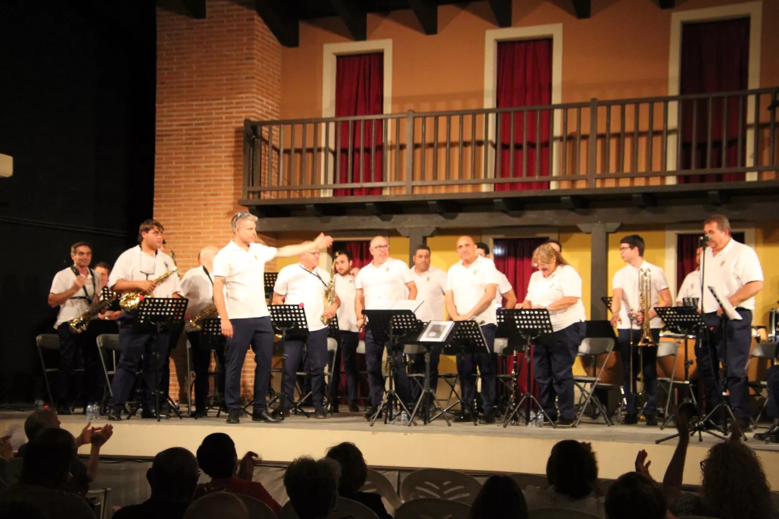 Concierto "Solsticio de Verano" con  "El guante blanco" en el Corral de Comedias de Robres. Carlos Neofato