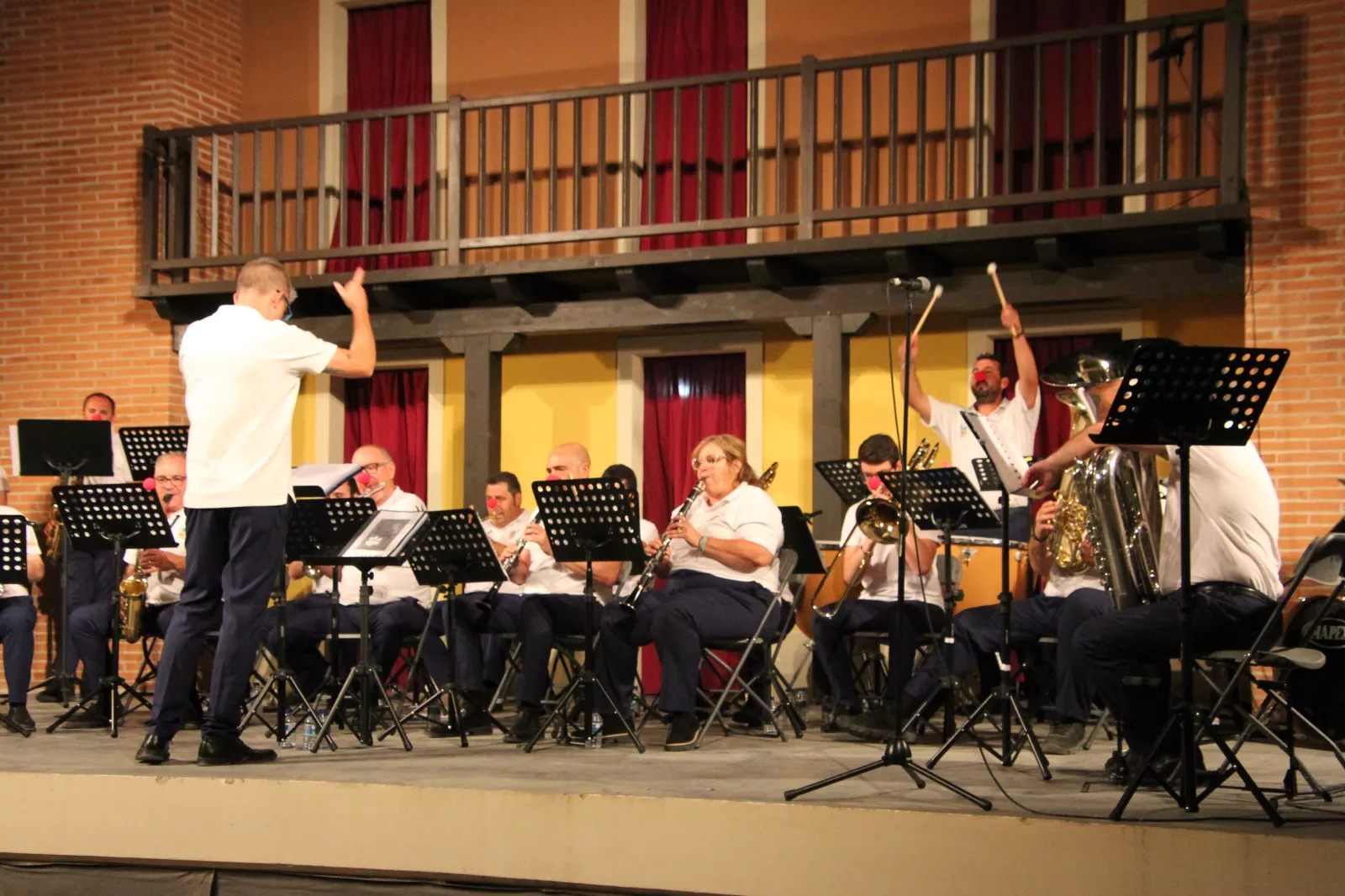 Concierto "Solsticio de Verano" con  "El guante blanco" en el Corral de Comedias de Robres. Carlos Neofato