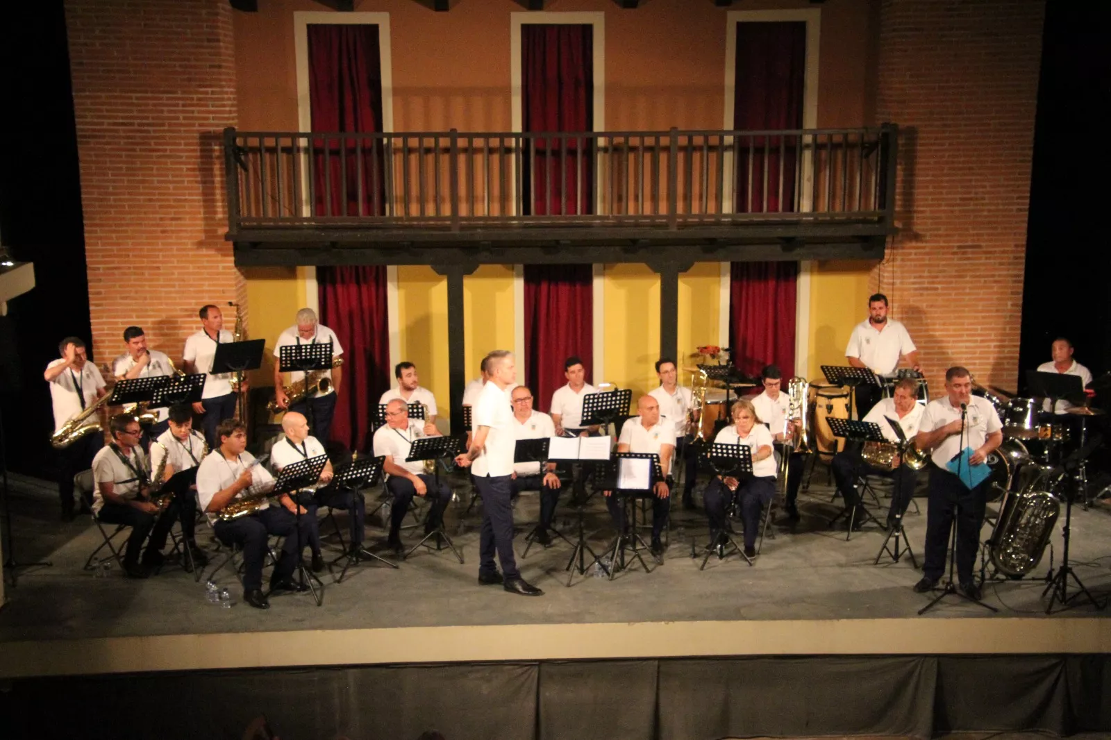 Concierto "Solsticio de Verano" con  "El guante blanco" en el Corral de Comedias de Robres. Carlos Neofato