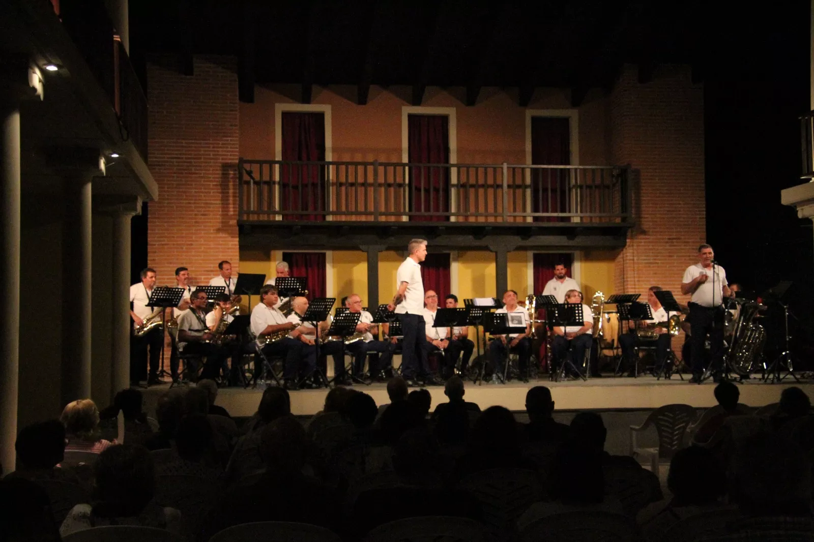 Concierto "Solsticio de Verano" con  "El guante blanco" en el Corral de Comedias de Robres. Carlos Neofato